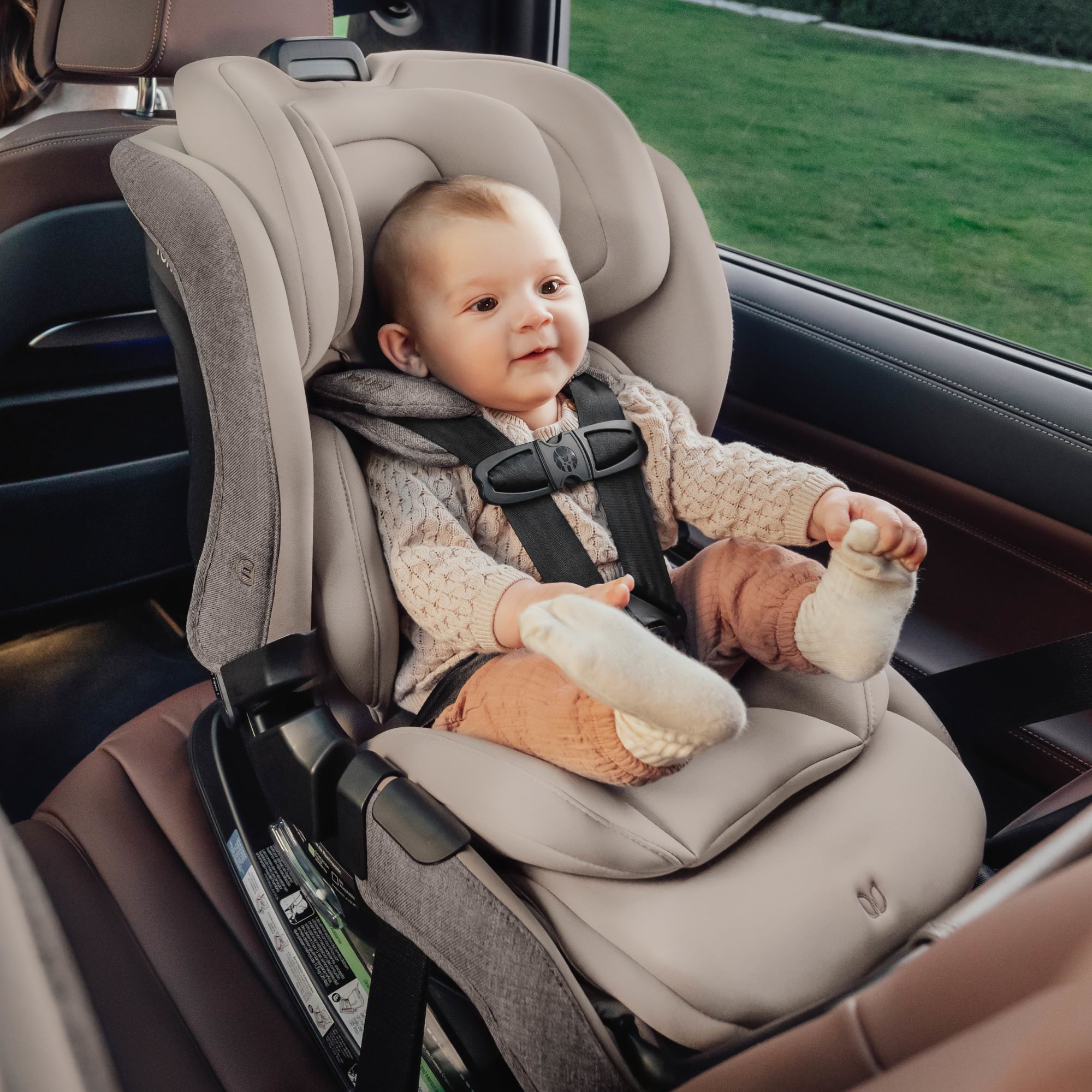 Romer Veni Convertible Car Seat for Babies & Toddlers - 3-in-1 Rear Facing, Forward Facing & Booster - Safe & Comfortable for Travel, School & Family Road Trips