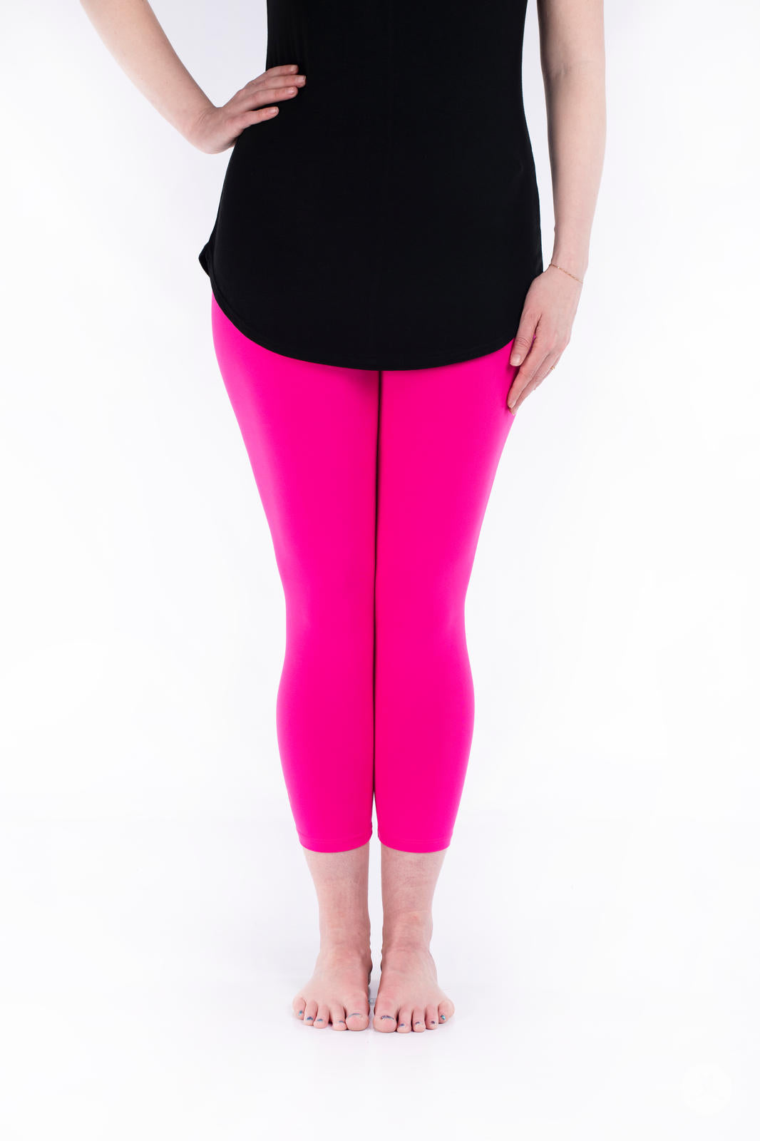 Trendy Pop Crop Tops for Women - Stylish & Comfortable Summer Fashion | Perfect for Casual Outings & Beach Vacations
