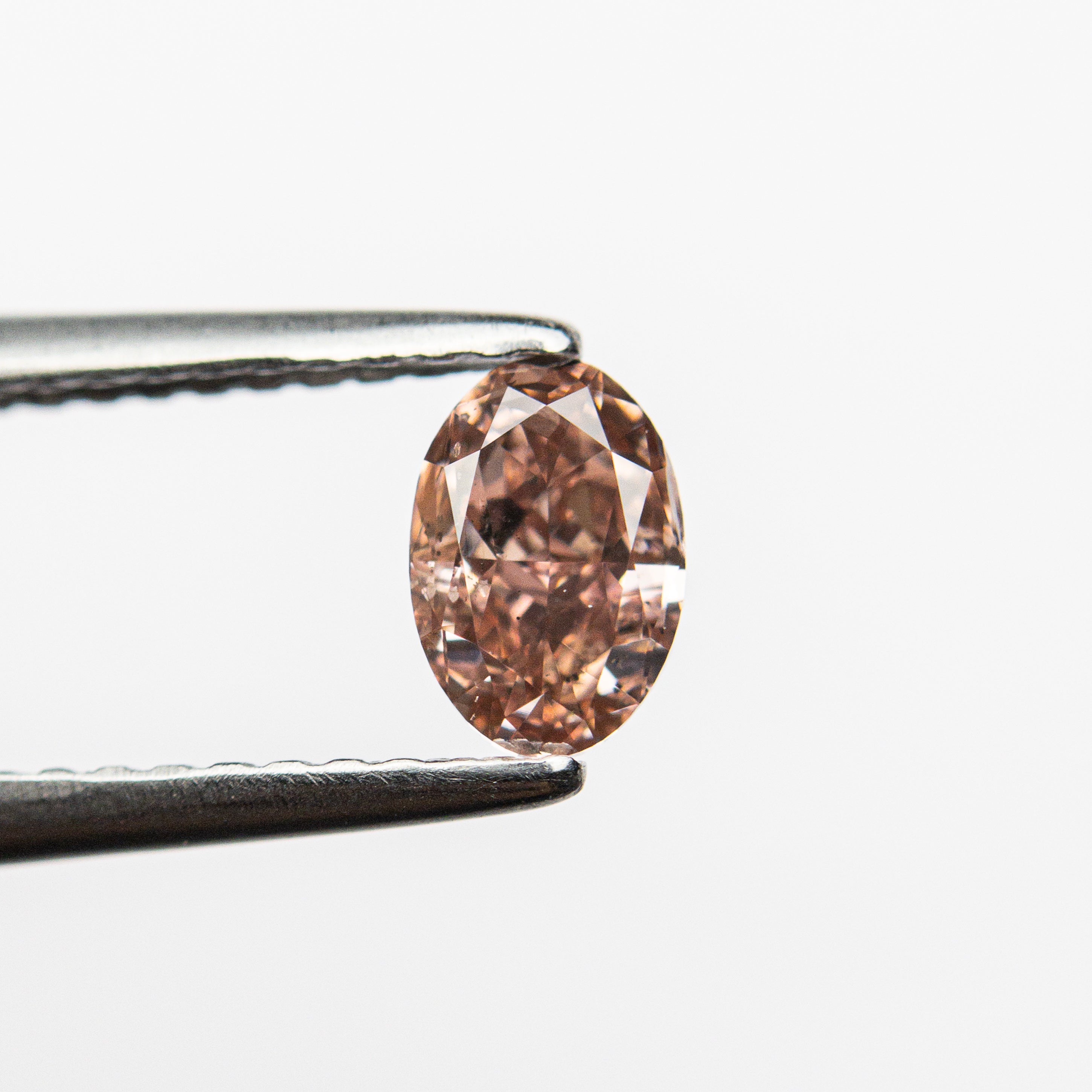 0.50ct GIA Certified Fancy Deep Brownish Orangy Pink Oval Diamond (5.89x3.98x2.71mm) - SI2 Clarity | Engagement Ring Center Stone & Jewelry Making | Perfect for Anniversary Gifts & Bridal Collections
