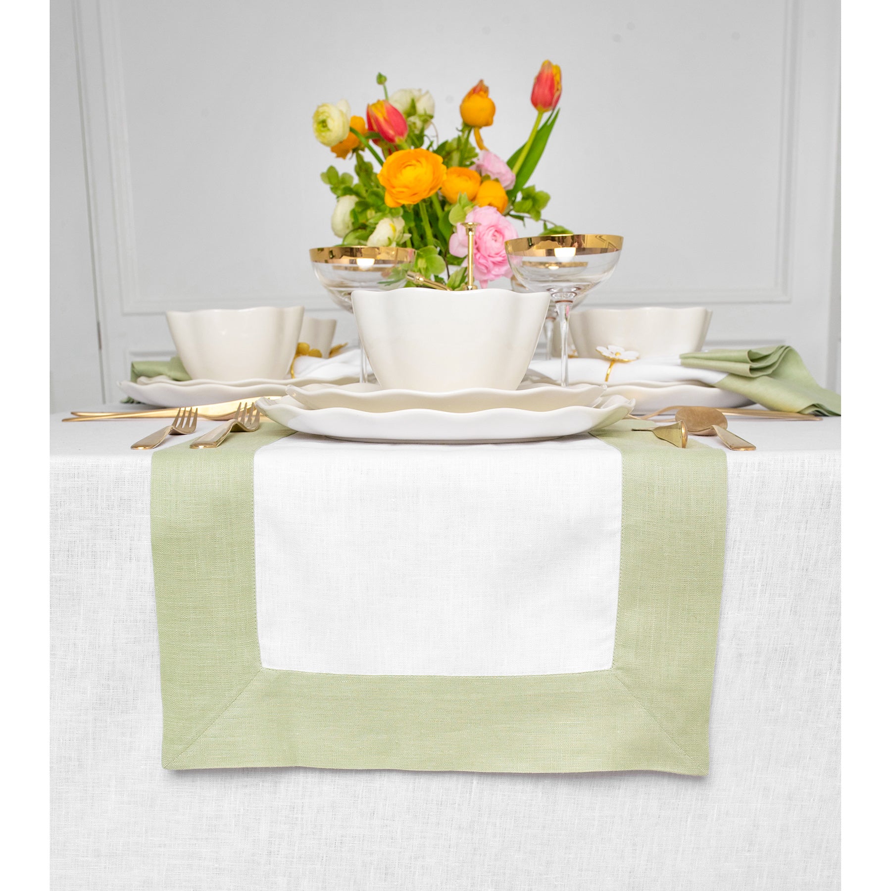 Elegant Contempo Table Runner - Premium Cotton Linen Blend for Dining Room Decor, Wedding, and Holiday Table Settings