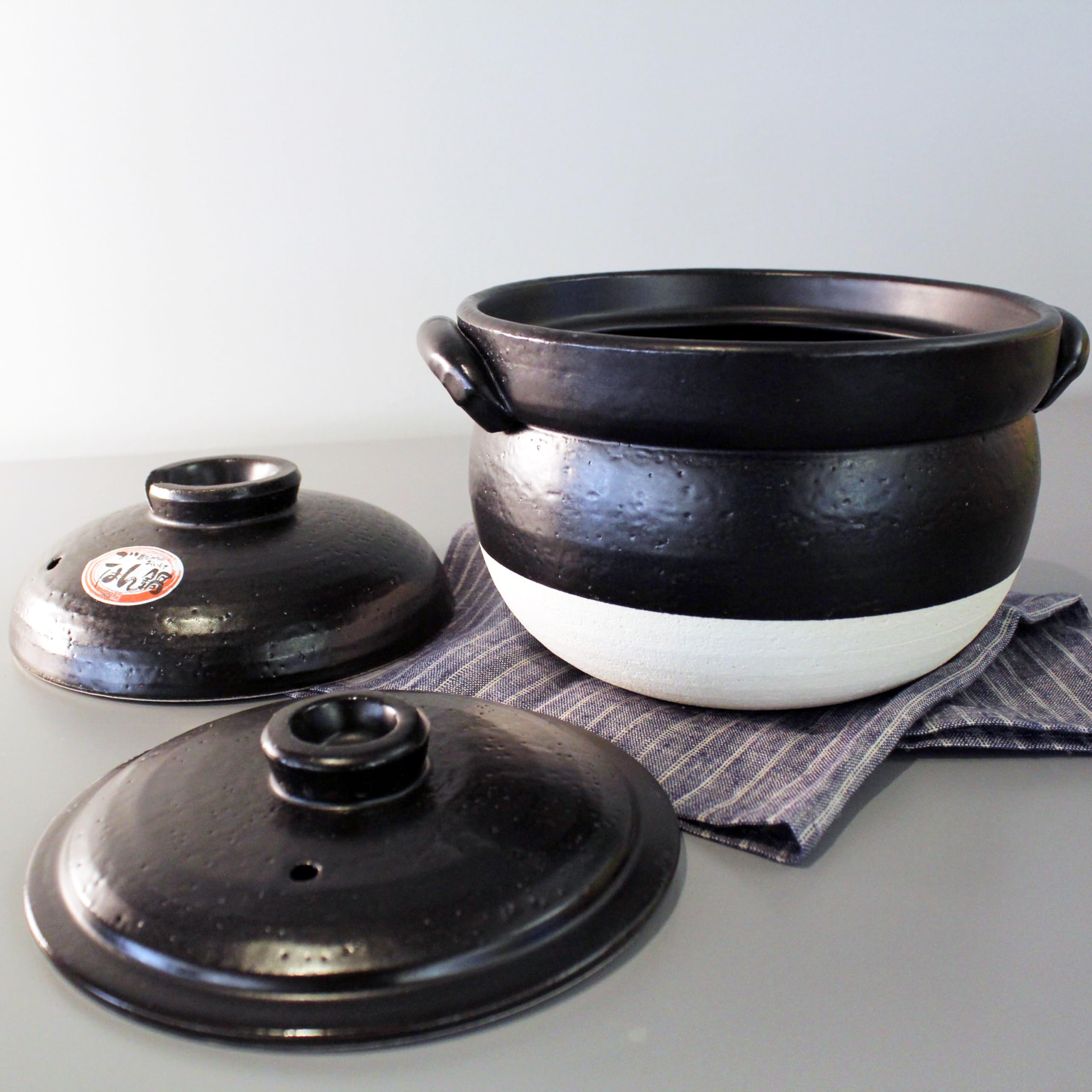 Premium Japanese Donabe Clay Rice Cooker - 3 Go (1900ml) with Inner Lid, Authentic Mie Pottery for Perfect Sushi & Sticky Rice | Stovetop & Oven Safe for Home Cooking & Restaurant Use
