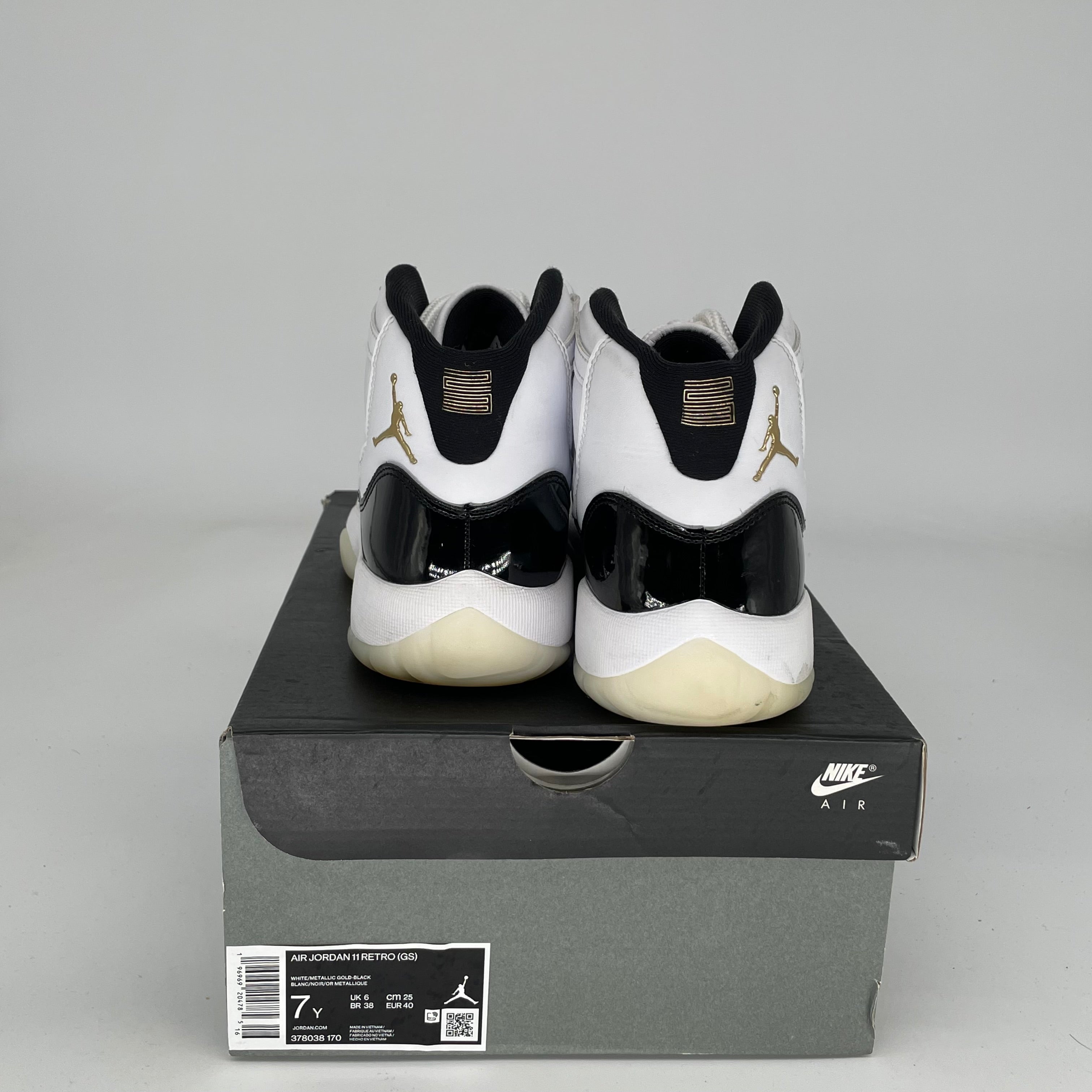 AIR JORDAN 11 DMP GRATITUDE Basketball Shoes Size 7Y (378038-170) - Perfect for Court Play & Sneaker Collecting