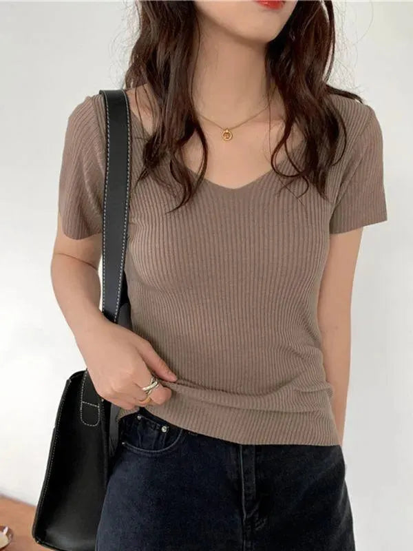Solid V-Neck Sweater Top for Women - Soft & Comfortable Knit Pullover - Perfect for Casual Outfits, Office Wear & Fall Layering