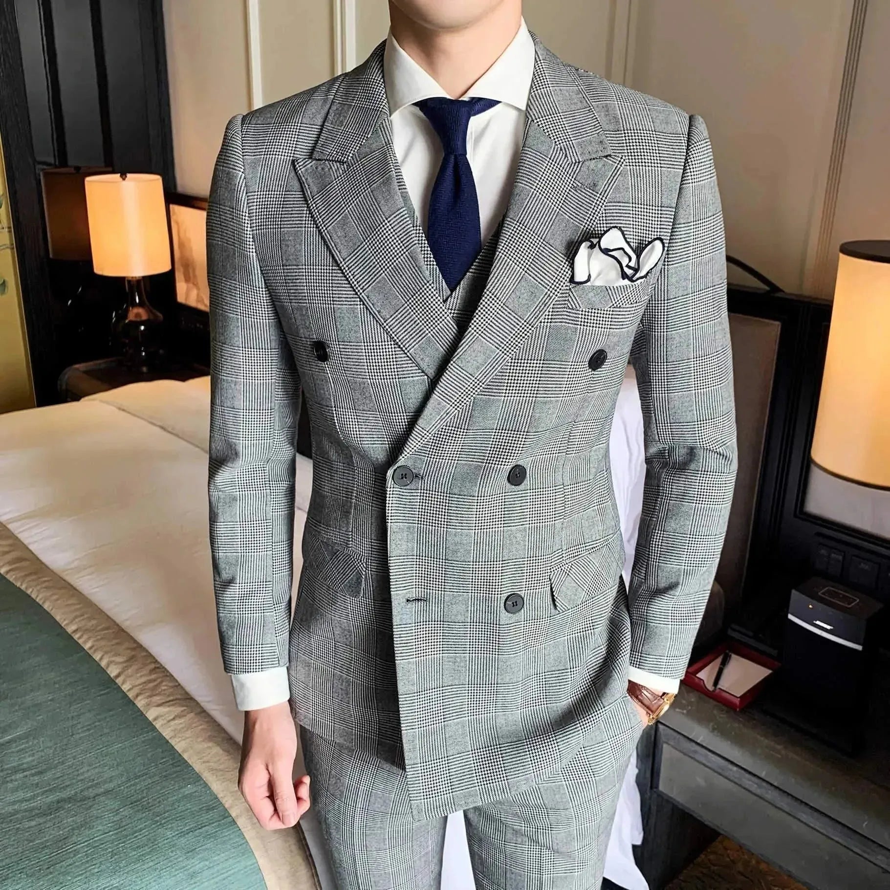 Stylish Plaid Double Breasted Three-Piece Suit for Men - Perfect for Weddings, Business Meetings & Formal Events