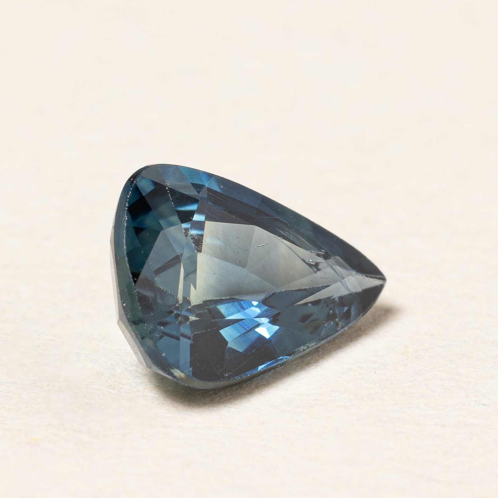 0.75ct Pear Cut Loose Sapphire Gemstone for Jewelry Making - Engagement Rings, Earrings & Necklaces | Natural Blue Sapphire for DIY Crafting & Fine Jewelry Design