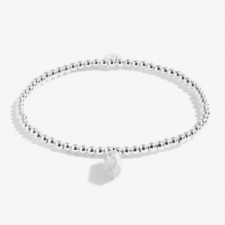 Joma Jewellery Howlite Crystal Bracelet - Elegant & Spiritual Healing Stone Jewelry for Women, Perfect for Meditation, Yoga & Everyday Wear
