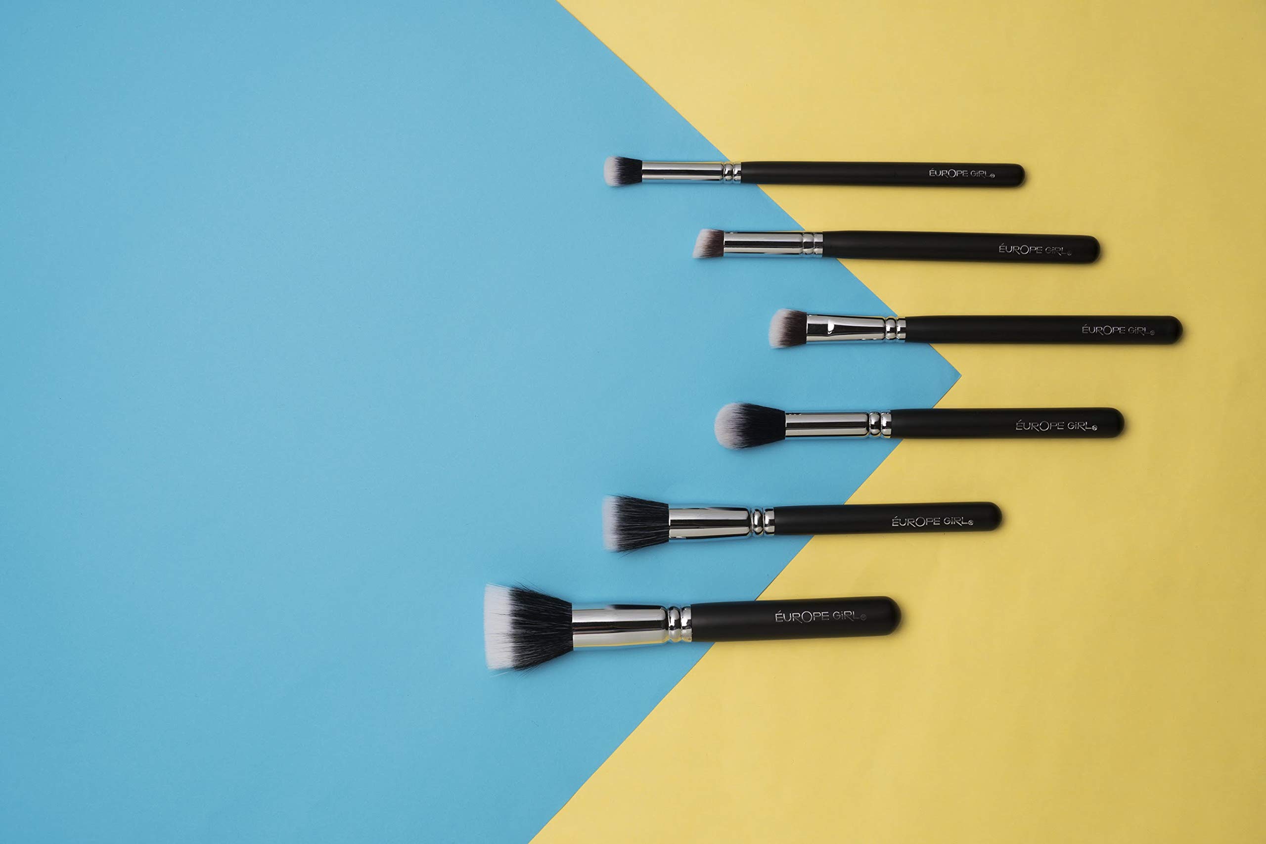 Premium 10-Piece Gel Eyeliner Brush Set for European Girls - Perfect for Makeup Artists & Beginners - Ideal for Smokey Eyes, Winged Liner & Professional Makeup Application