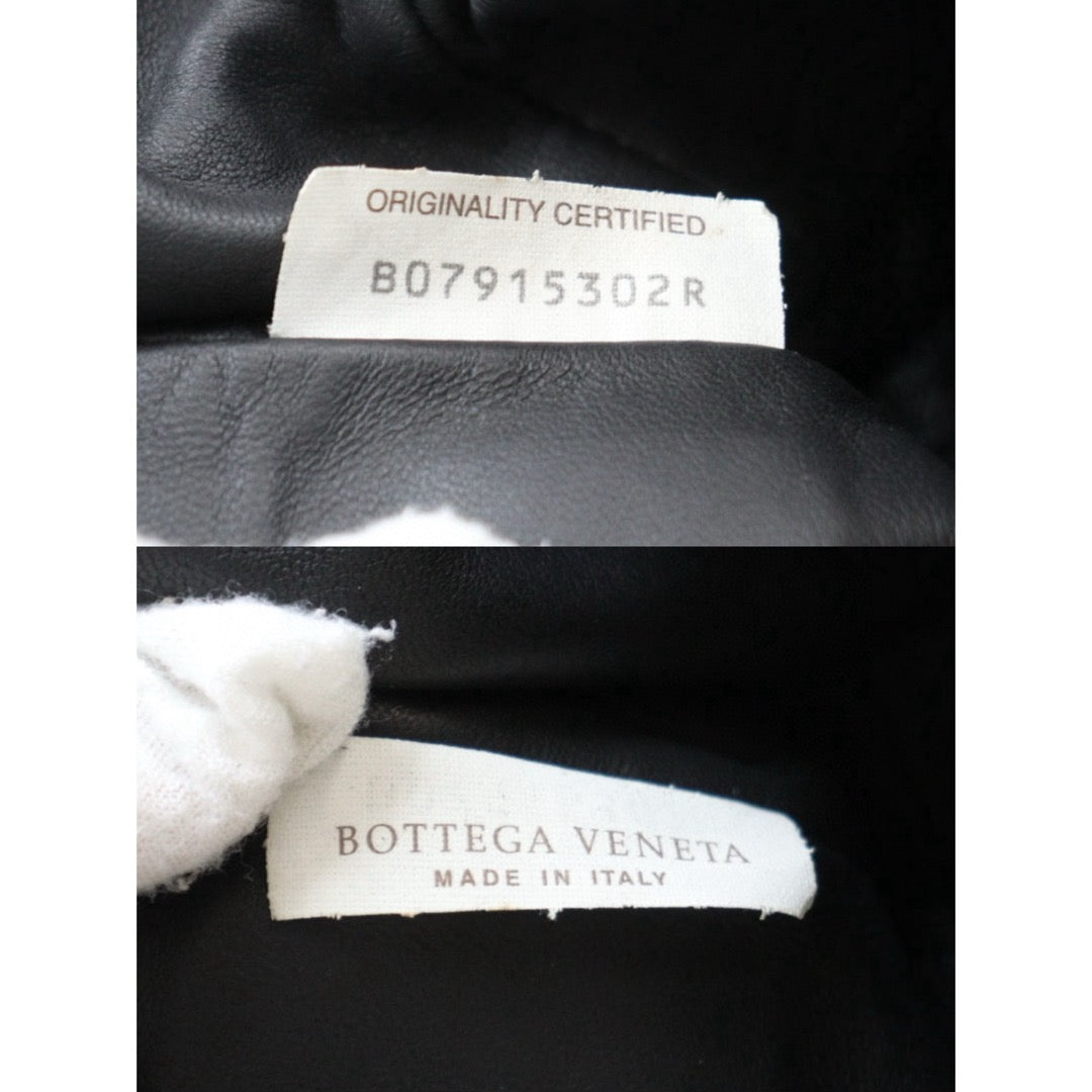 Bottega Veneta S25032619 Mini Pouch Classic in Genuine Lamb Leather - Pre-Owned Luxury Handbag (Very Good Condition) | Perfect for Evening Events, Date Nights & Special Occasions