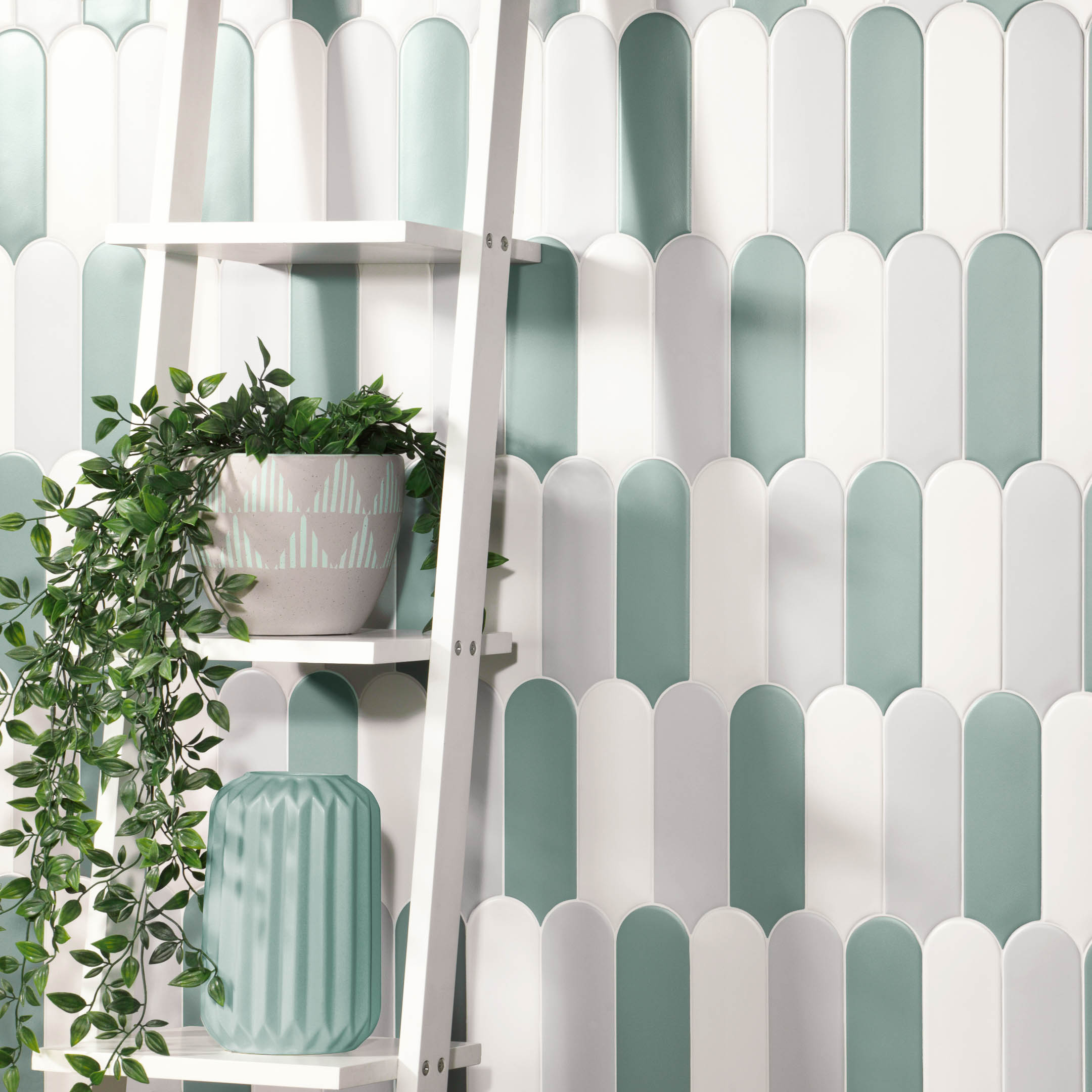 Fan Fishscale Parry Airy Sarina Wall Tile - Natural Ceramic Mosaic for Bathroom, Kitchen & Backsplash Decoration