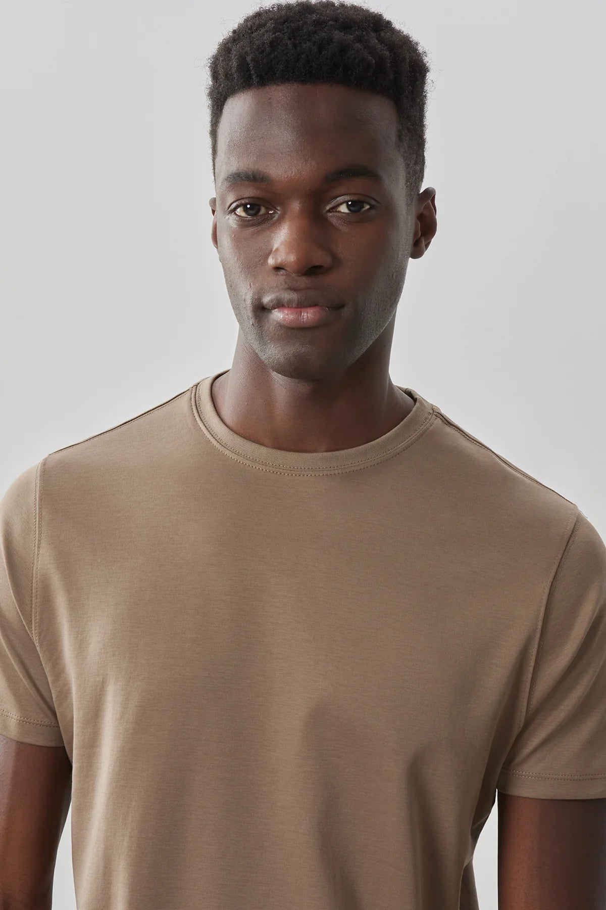 Robert Baraket Cherry Georgia T-Shirt - Soft Cotton Casual Tee for Men - Perfect for Everyday Wear, Outings & Relaxation
