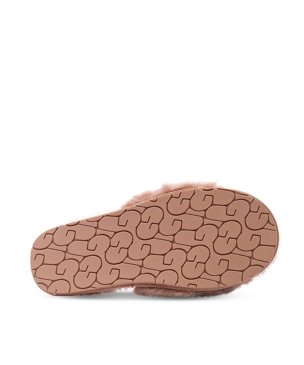 Women's UGG Fluffy Slippers - Cozy Indoor/Outdoor House Shoes for Winter Comfort - Perfect for Home, Lounge & Cold Weather Wear