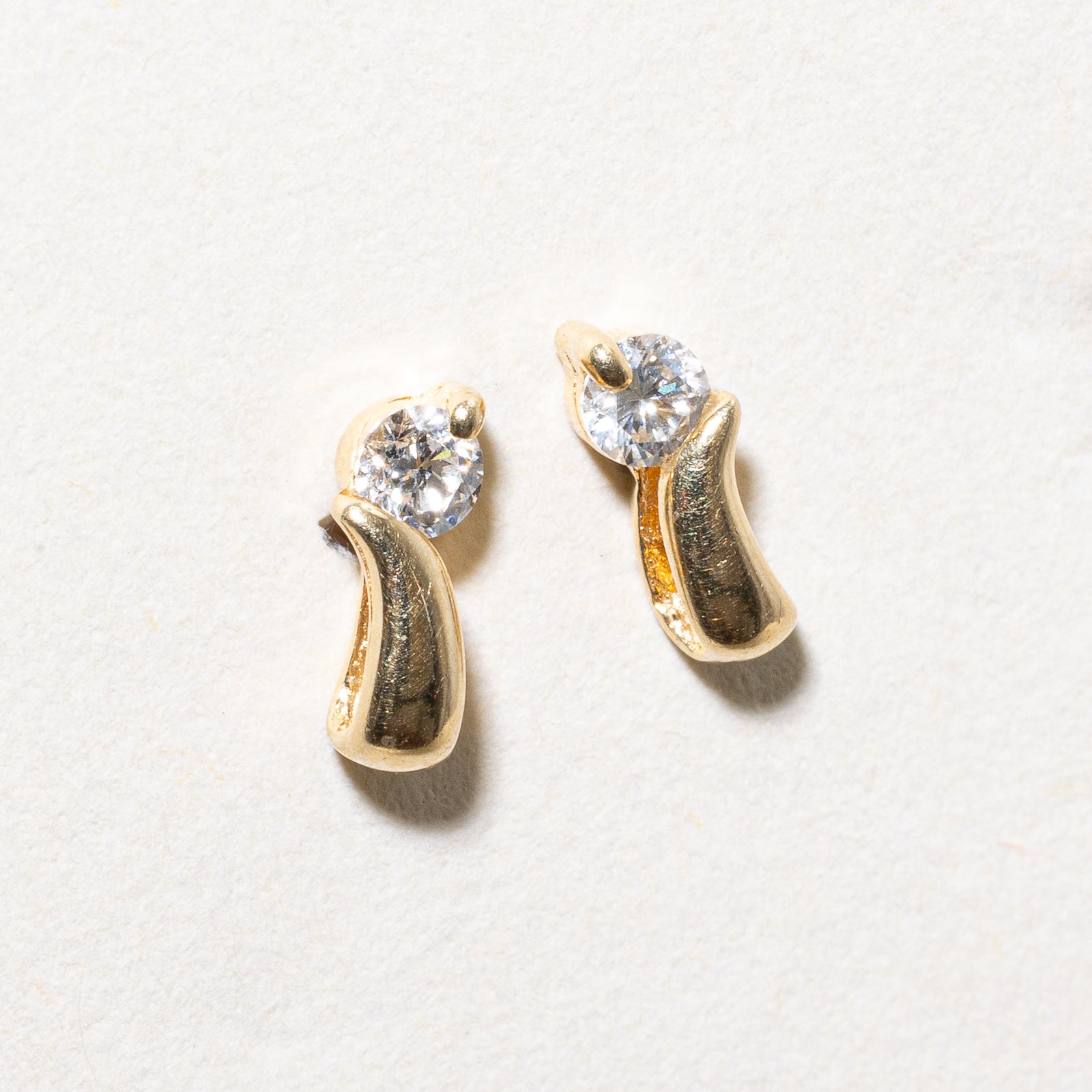 14K Diamond Stud Earrings - 0.14 Carat Total Weight (0.14ctw) | Round Cut Genuine Diamond Earrings for Women | Perfect for Weddings, Anniversaries & Everyday Elegance