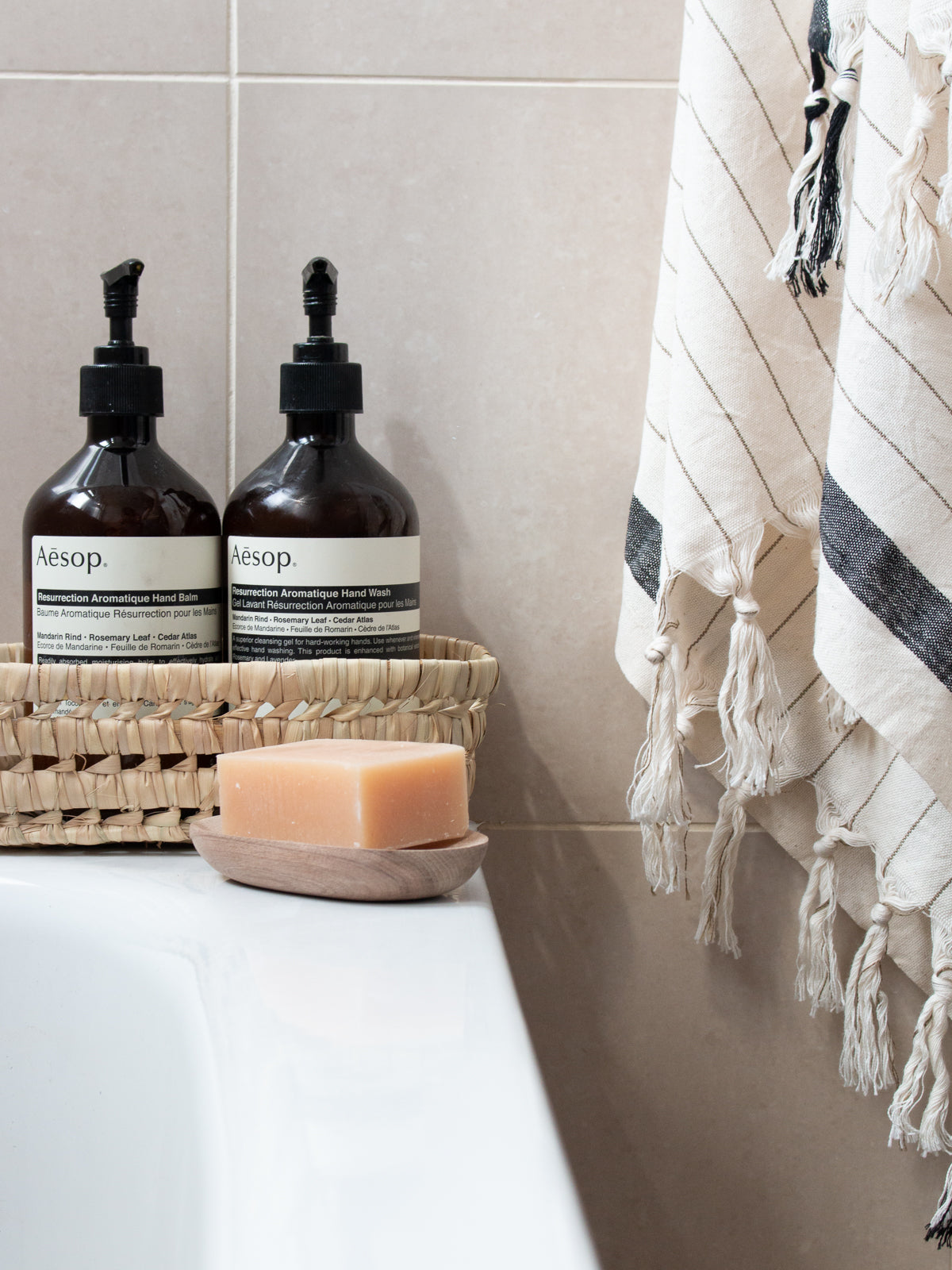 Natural Walnut Wood Soap Dish with 3 Holes - Handmade Bathroom Organizer for Bar Soap - Perfect for Showers, Sinks, and Spa Decor