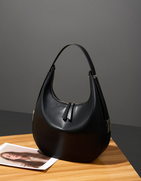Stylish Curved Crescent Shoulder Bag for Women - Fashionable Crossbody Purse with Adjustable Strap, Perfect for Daily Use, Travel & Shopping