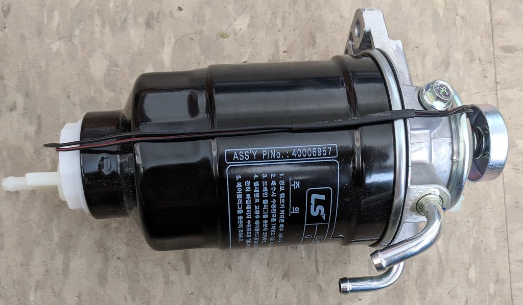 High-Quality Fuel Filter Assembly - Compatible with Q125, 40006957, Q1250001, LG1579, MT40006957 - Perfect for Car Engine Maintenance & Performance Enhancement