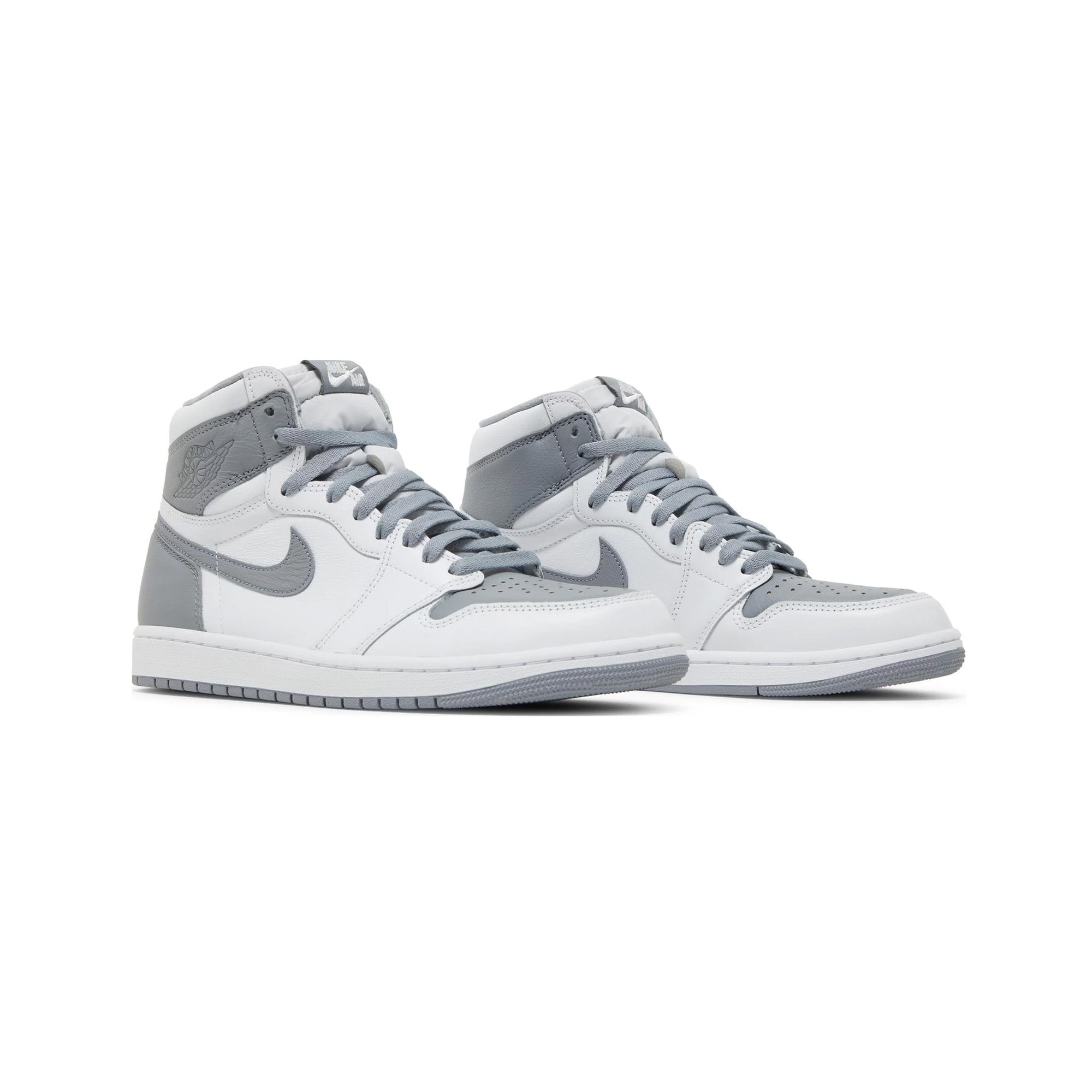 Air Jordan 1 Retro High OG 'Stealth' 2022 Release - Men's Basketball Sneakers for Streetwear & Casual Style | Perfect for Sneaker Collectors & Fashion Enthusiasts