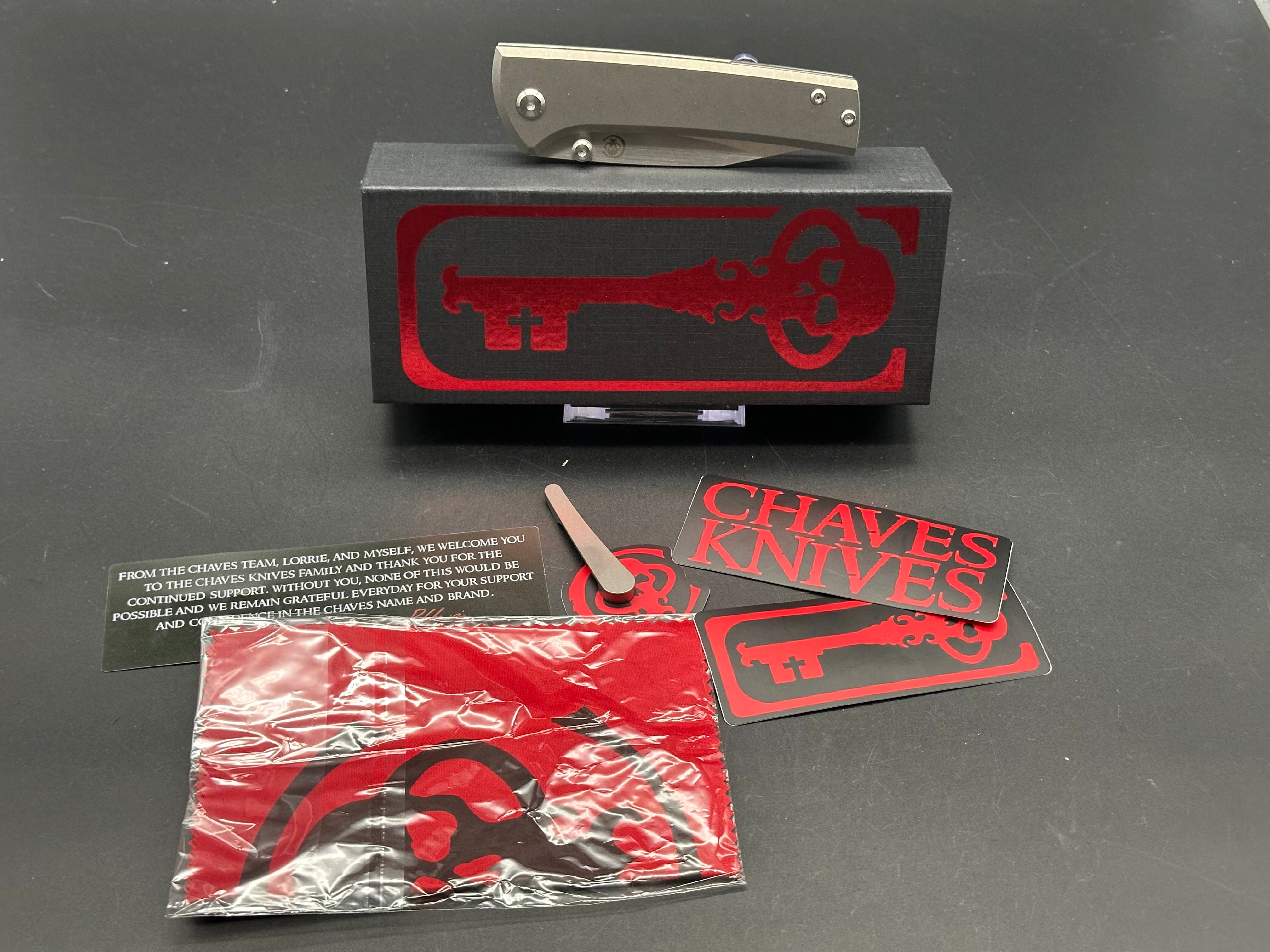 Chaves Scapegoat Street Frame Lock Knife - Gray Titanium Handle, 3.5