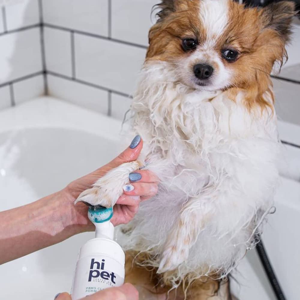 Pet Paw Cleaner Foam with Built-in Scrubber Brush - Dog & Cat Paw Washer & Moisturizer - Easy-to-Use Bottle Design for Clean Paws After Walks (2-Pack) - Perfect for Outdoor Adventures, Muddy Trails & Indoor Cleaning