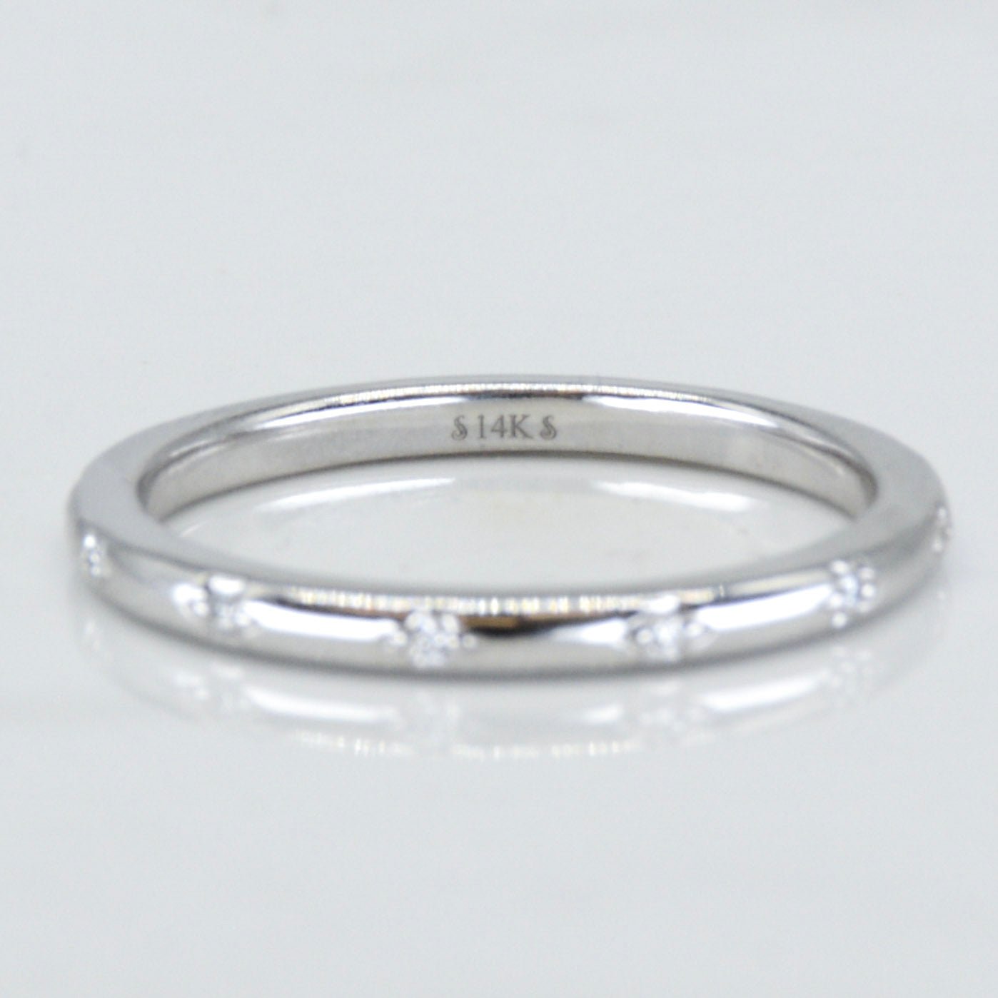 100 Ways Simple Diamond Eternity Band Ring - 14K Gold/Platinum Wedding Band for Women - Perfect for Anniversary, Engagement & Everyday Elegance