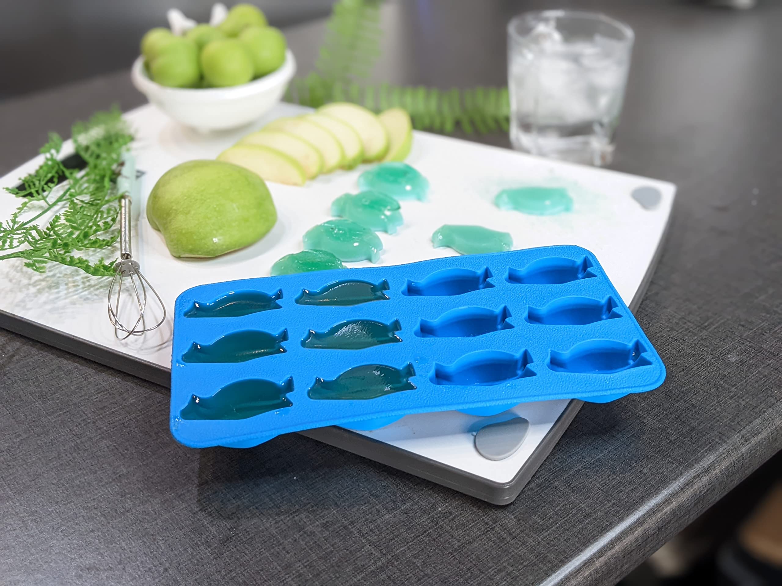 3-Pack Funny Penguin Shaped Silicone Molds for Chocolate & Ice Cubes - Perfect for Birthday Parties, Baby Showers & DIY Candy Making