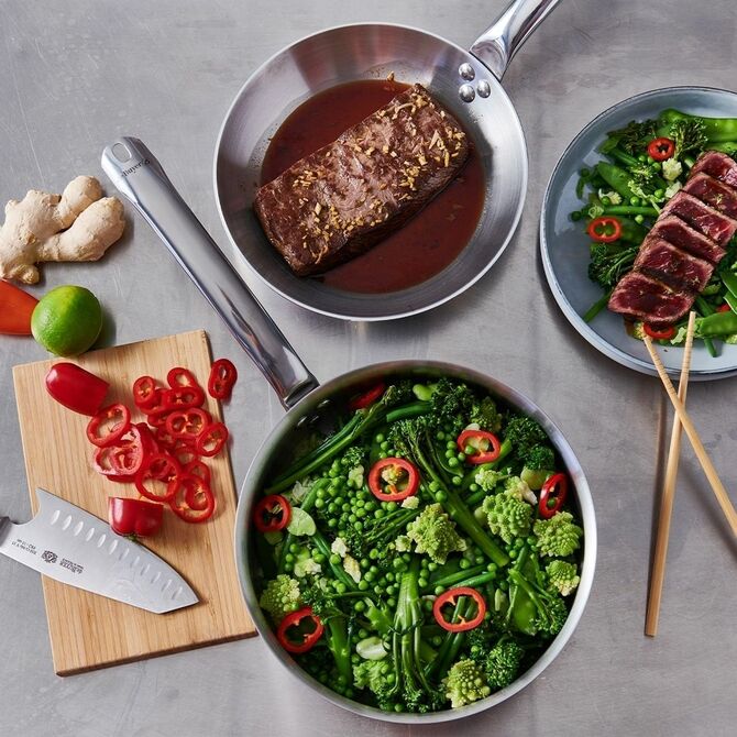 De Buyer Alchimy Straight Saute Pan - 12-Inch Professional French Carbon Steel Fry Pan with Stainless Steel Handle - Perfect for Searing, Sauteing & Stir-Frying at Home or Restaurant