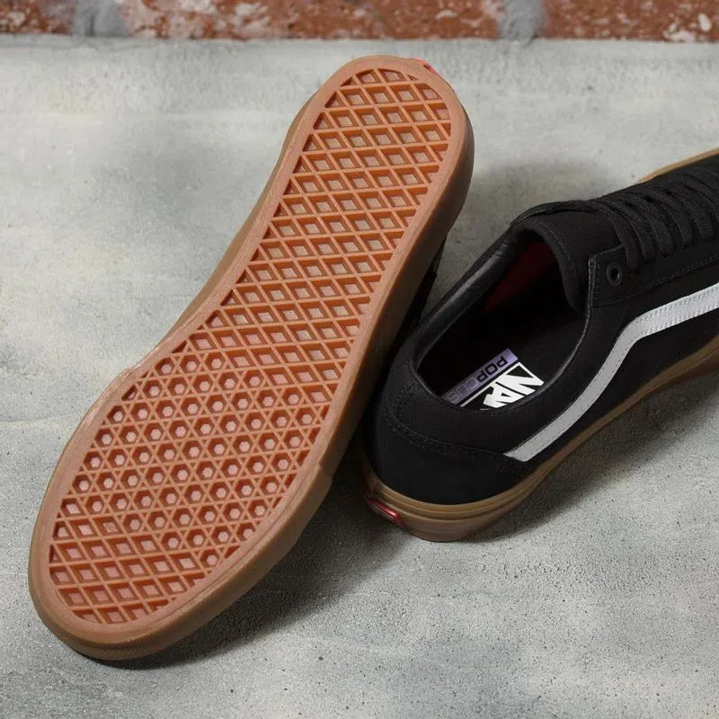Vans Old Skool Skate Shoes in Black & Brown - Classic Skateboard Sneakers for Men & Women | Perfect for Streetwear, Skateboarding & Casual Outfits