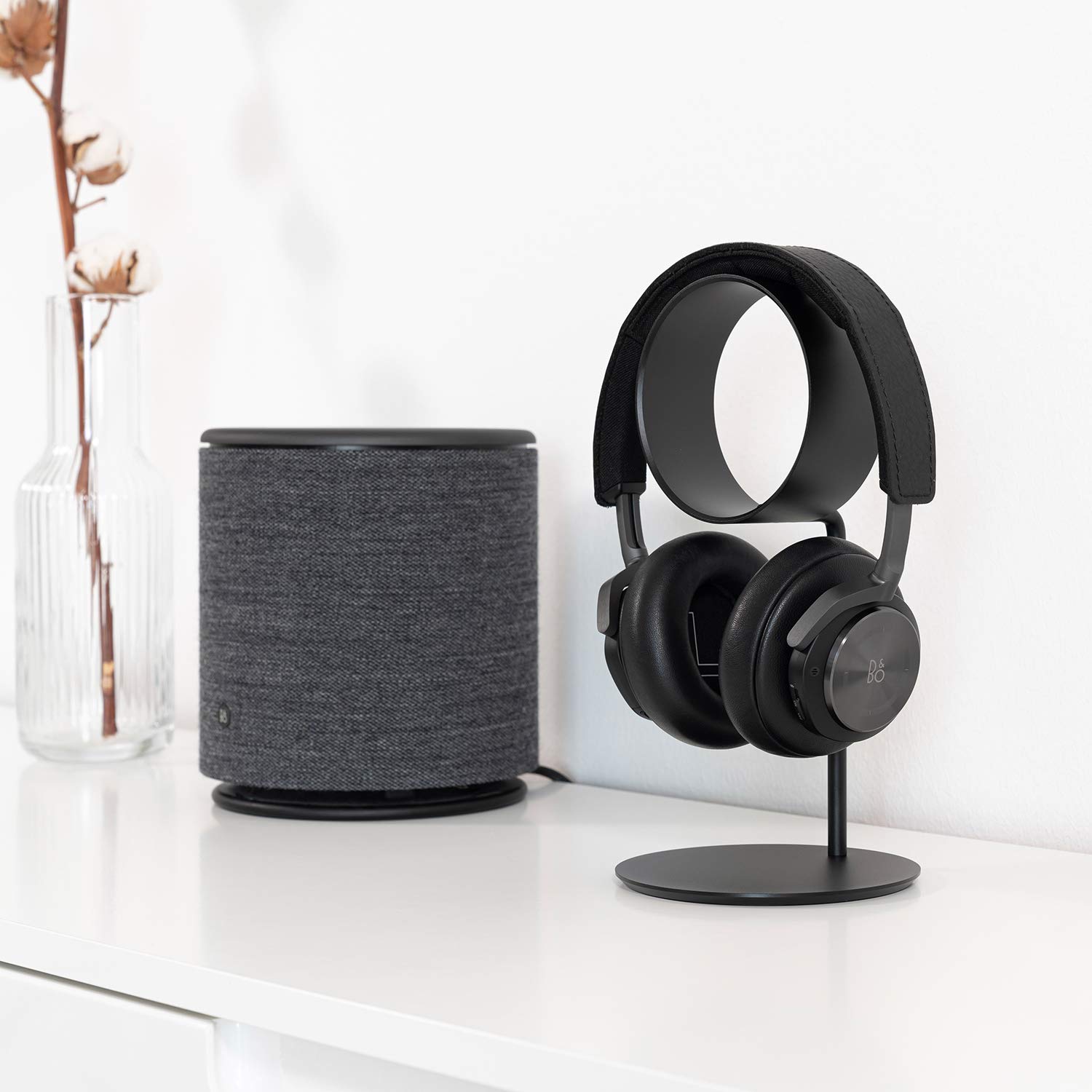 Premium Aluminum Headphone Stand - Zero Infinity Support Design for AirPods Max & Over-Ear Headphones | No Crease, Durable & Stylish | Perfect for Home Office, Gaming Setup & Studio Use (Black)