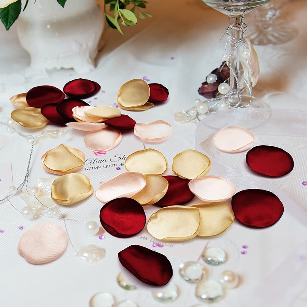 400Pcs Black Silk Rose Petals - Artificial Satin Flower Petals for Wedding Decorations, Bridal Shower, Baby Shower, Valentine's Day & Home Decor - Perfect for Aisle Scattering, Table Centerpieces and Romantic Bedroom Decor