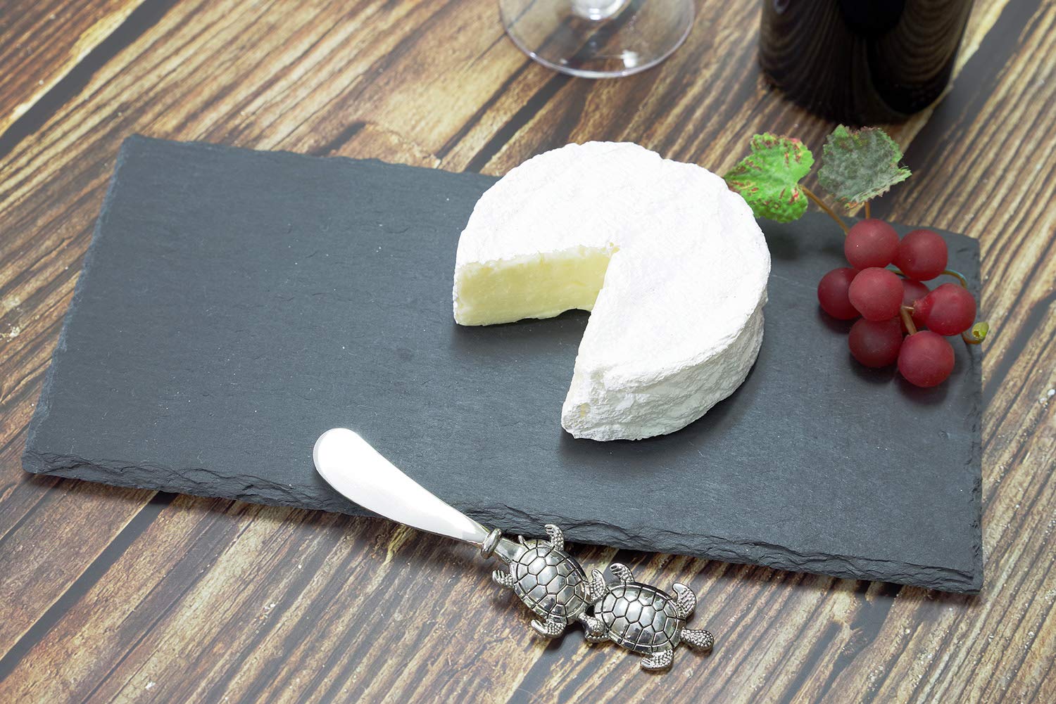 2-Piece Zinc Alloy Cheese and Butter Spreader Knife Set - Turtle Design for Cheese Platter, Charcuterie Board & Party Serving - Elegant Kitchen Utensils for Entertaining
