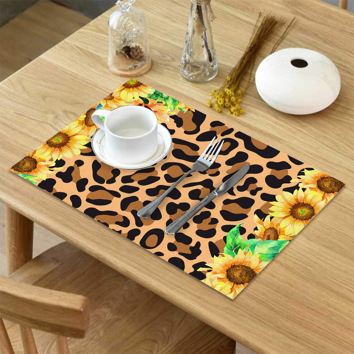 6-Piece Wild Animal Skin Texture Leopard Print Placemats Set - Stain Resistant & Washable Kitchen Table Mats for Dining Room Decor - Perfect for Home, Restaurant, and Party Use