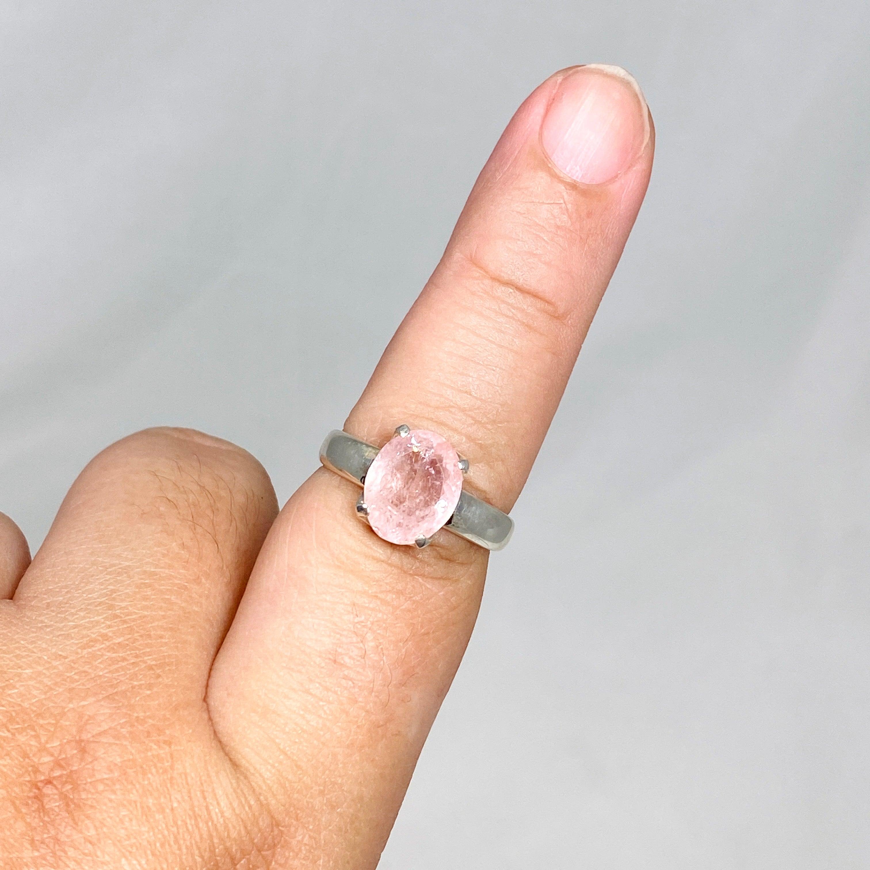 Morganite Faceted Oval Ring Size 9 - 14K Rose Gold Engagement Ring for Women, Perfect for Valentine's Day Gift & Anniversary Jewelry