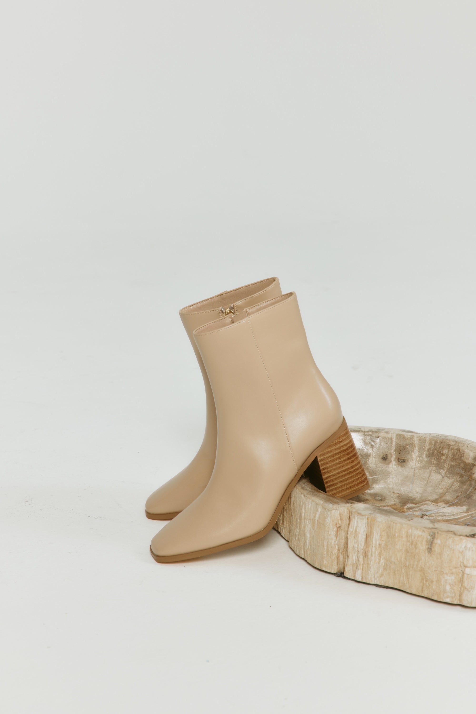 Liliah Women's Ankle Boots - Comfortable Beige Leather Chelsea Boots for Fall & Winter | Casual, Office & Date Night Outfits