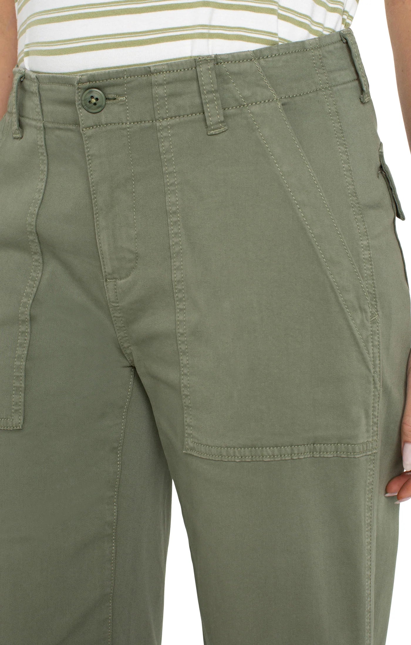 Women's High Waisted Cargo Crop Wide Leg Pants - Stylish & Comfortable for Outdoor Adventures, Travel & Casual Wear