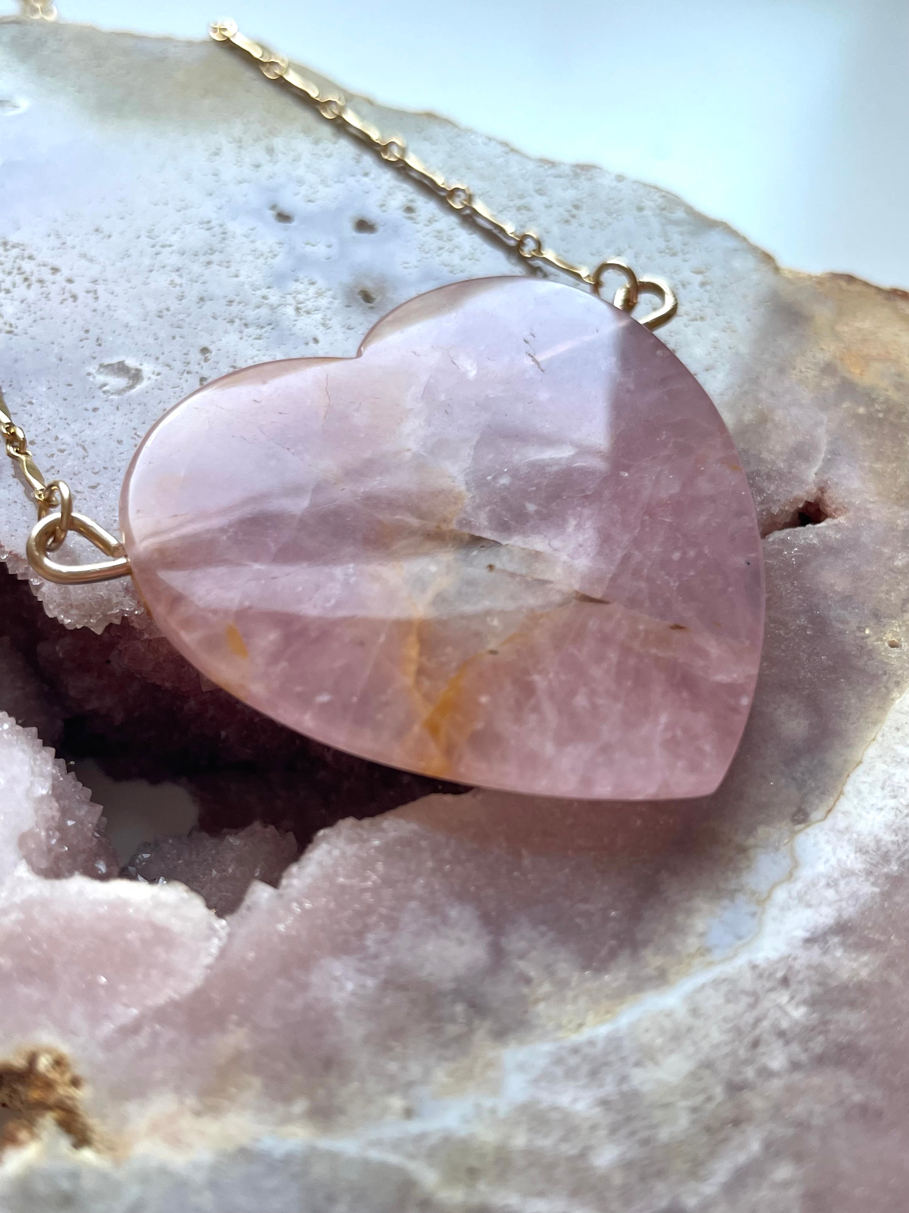 Large Rose Quartz Heart Necklace in 14K Gold Fill - Elegant Healing Crystal Jewelry for Women, Perfect for Valentine's Day Gifts, Meditation & Energy Healing