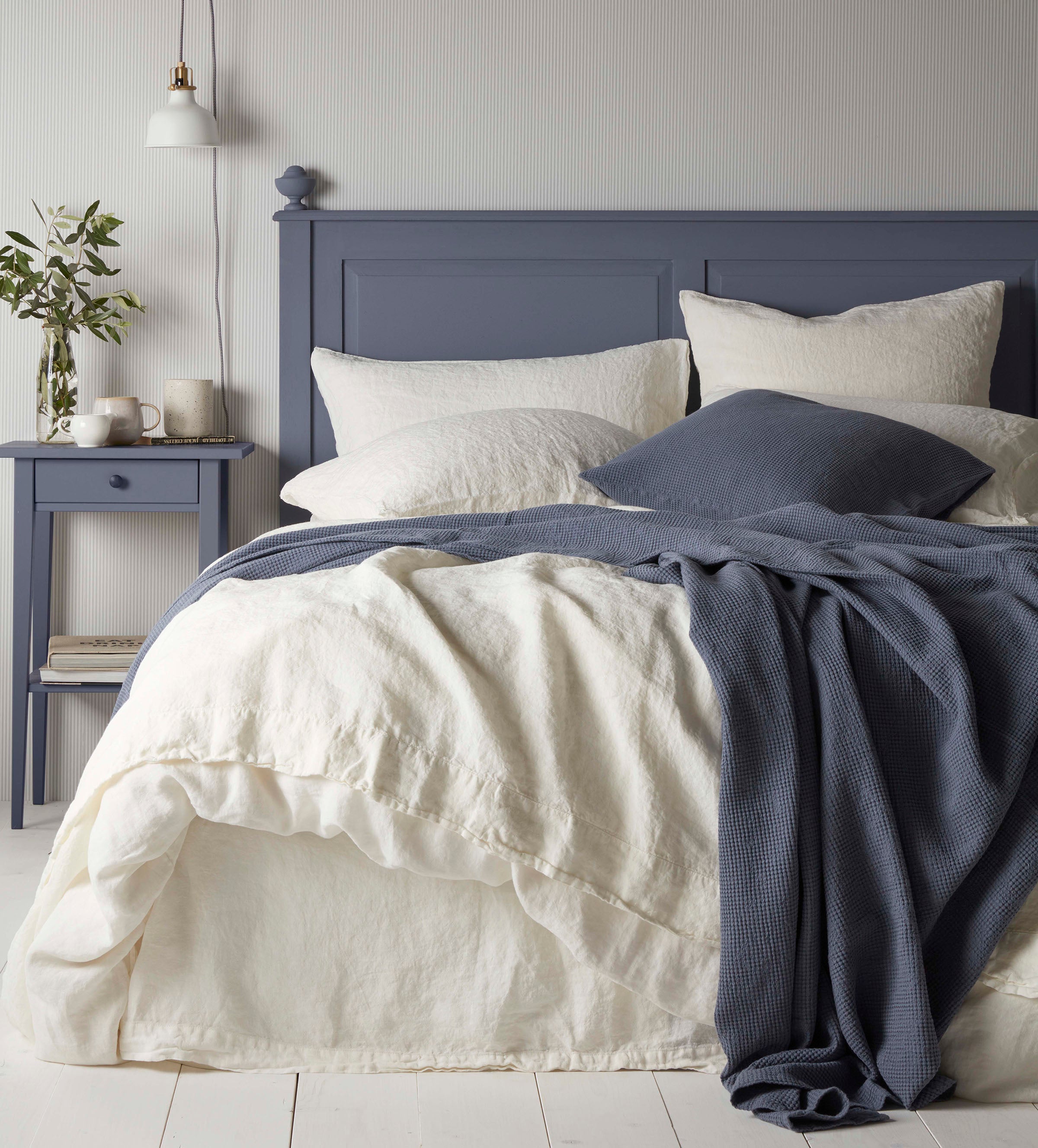 100% Pure Linen Duvet Cover Set - Breathable & Soft Cream Bedding for All Seasons - Perfect for Master Bedroom, Guest Room & Vacation Homes