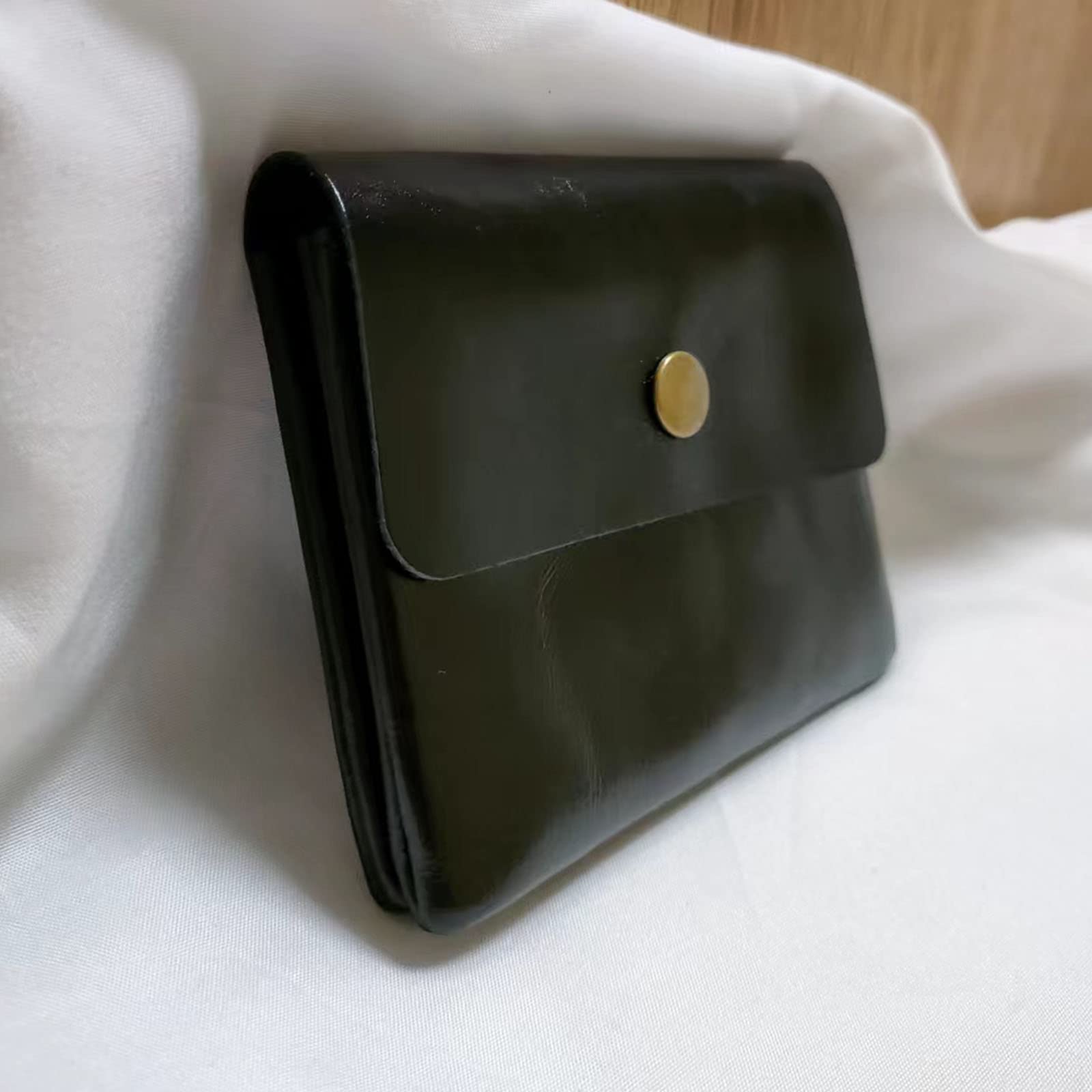 LEISUREWEEK Genuine Leather Slim Wallet for Women & Men - RFID Blocking Credit Card Holder with Coin Pocket - Compact Minimalist Bifold Wallet (Black) - Perfect for Everyday Carry, Travel & Gifts