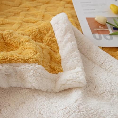 Cozy Fleece Throw Blanket for Couch & Bed - Ultra Soft Warm Blanket in Purple (200x150cm) - Perfect for Living Room, Bedroom, Sofa & Gift Giving