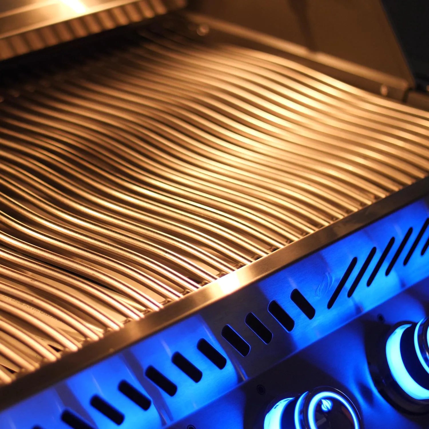 Napoleon Prestige Pro 665 RSIB Gas Grill with Infrared Sizzle Zone - PRO665RSIBPSS 3 Burner Stainless Steel Outdoor BBQ Grill for Backyard, Patio & Tailgating Parties