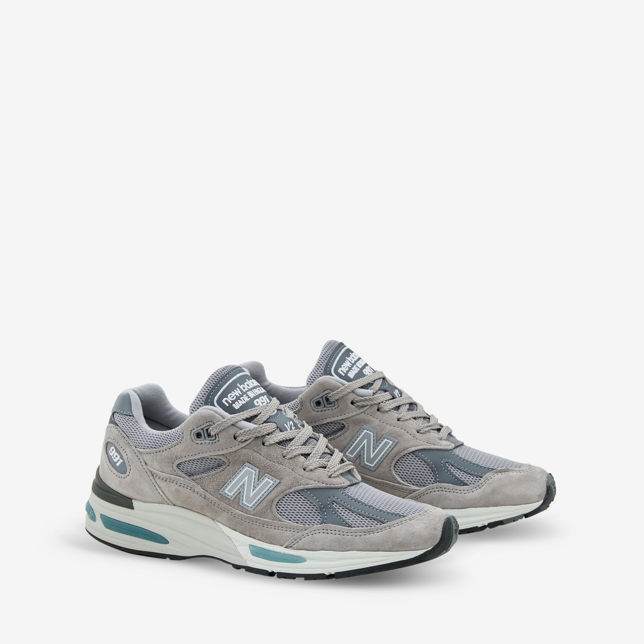 New Balance 991v2 Running Shoes - Made in UK, Dove/Alloy/Silver Colorway - Perfect for Jogging, Gym Workouts & Casual Wear