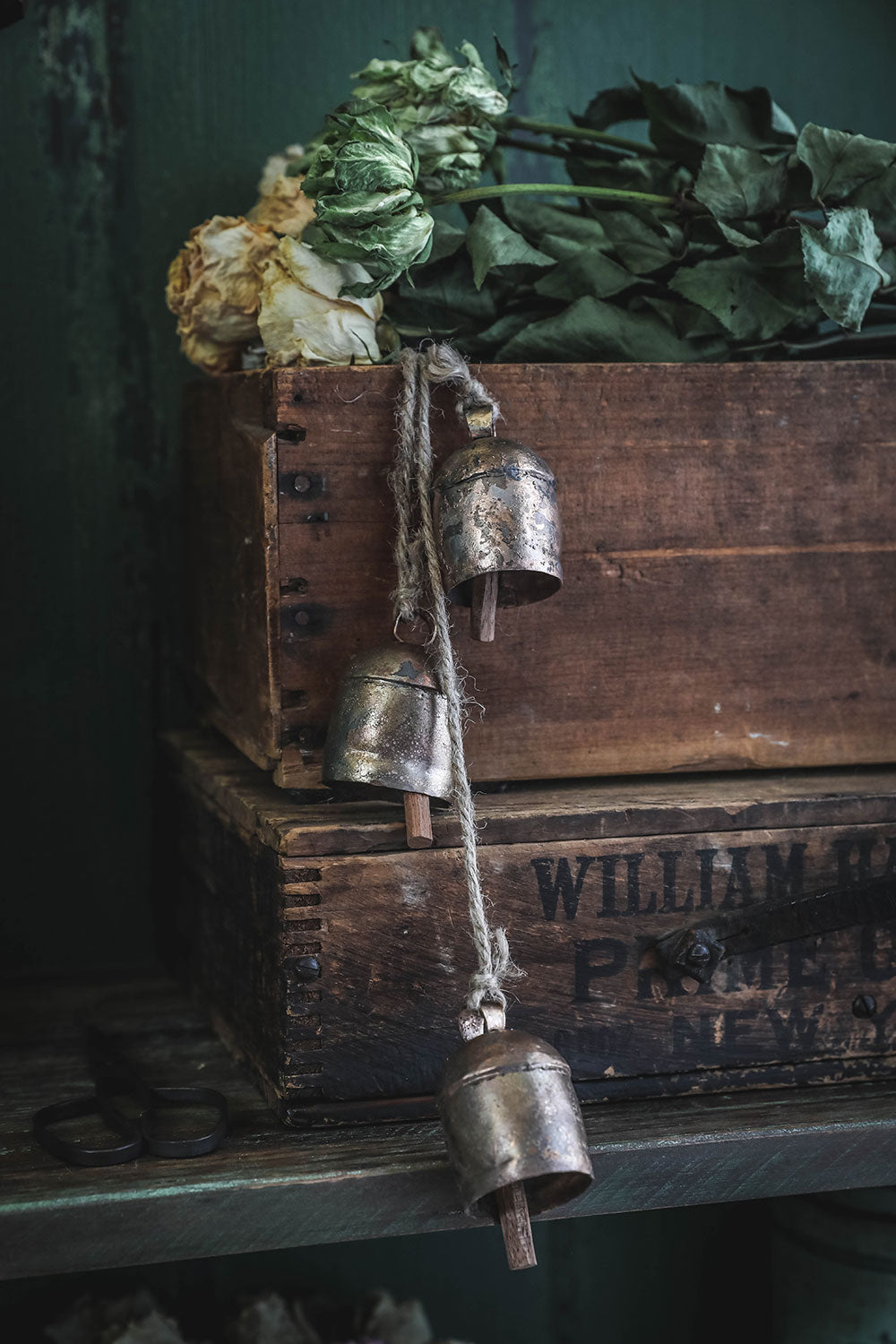 Small Cascading Bell Chime - Elegant Wind Chime for Outdoor Garden, Patio & Home Decor - Perfect for Relaxation & Feng Shui
