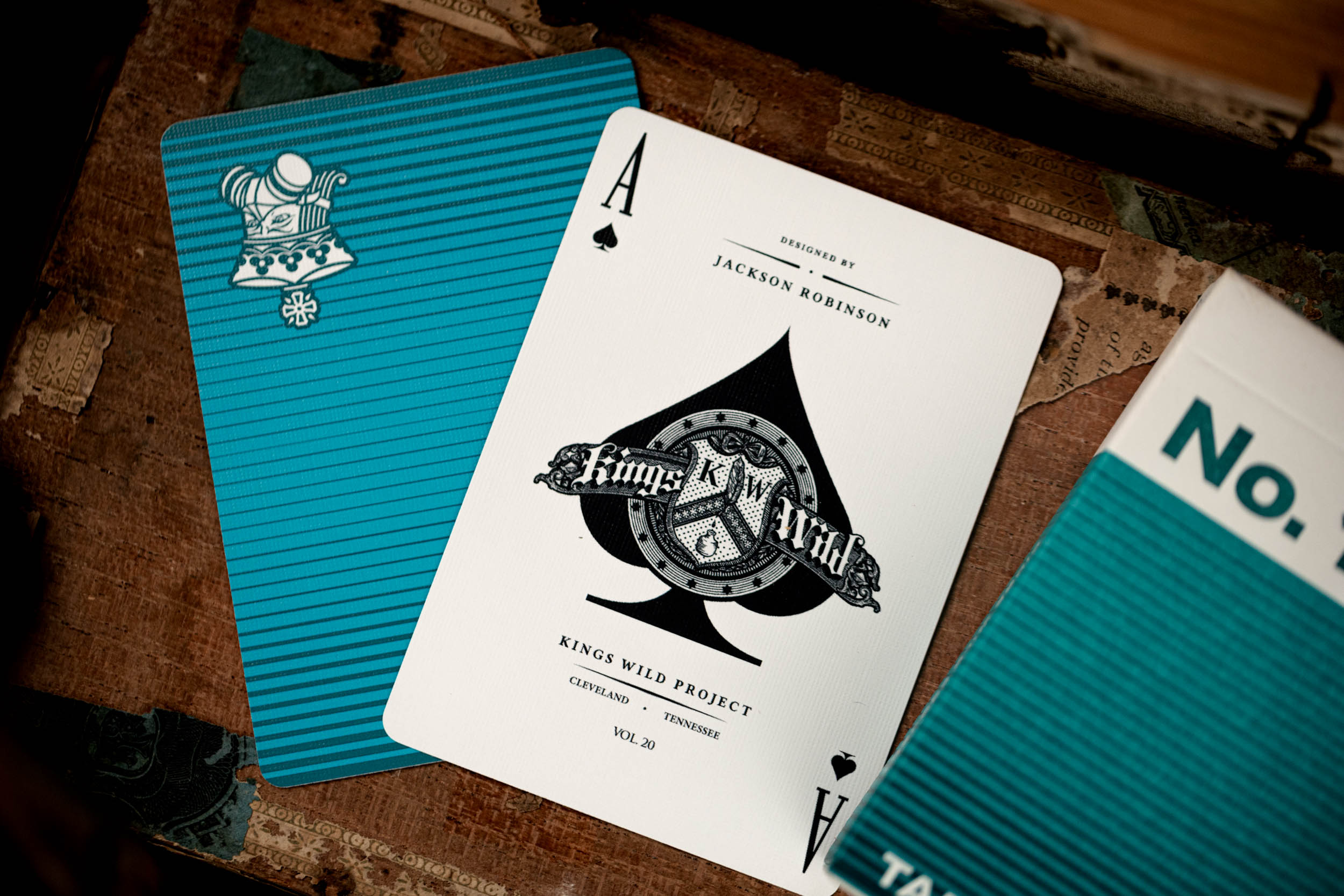 Premium Luxury Playing Cards - Table Players Vol. 20 | Poker, Blackjack, Magic Tricks & Casino Night Entertainment