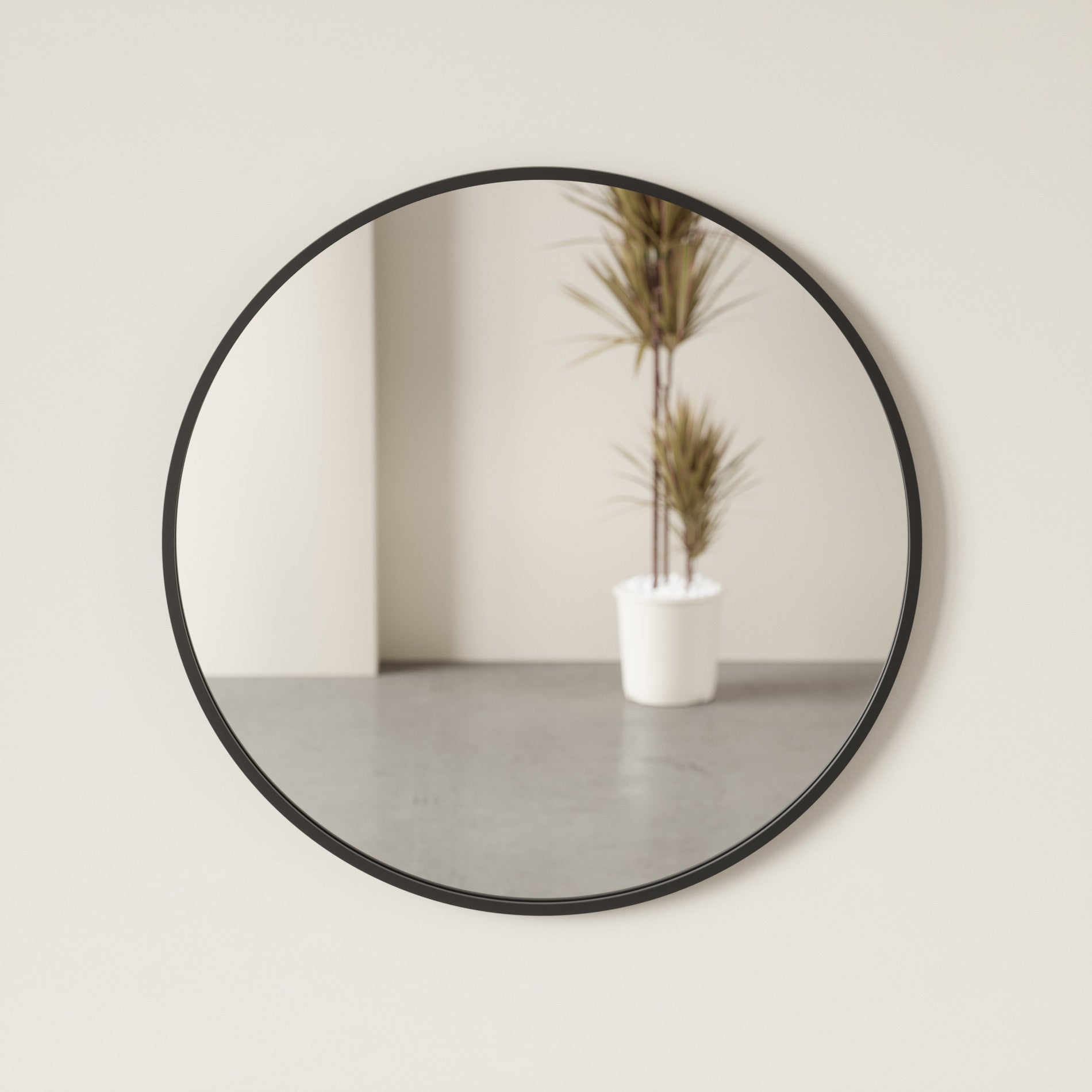 Stylish Round Wall Mirror for Home Decor - Perfect for Living Room, Bedroom & Bathroom | Durable & Shatterproof Design