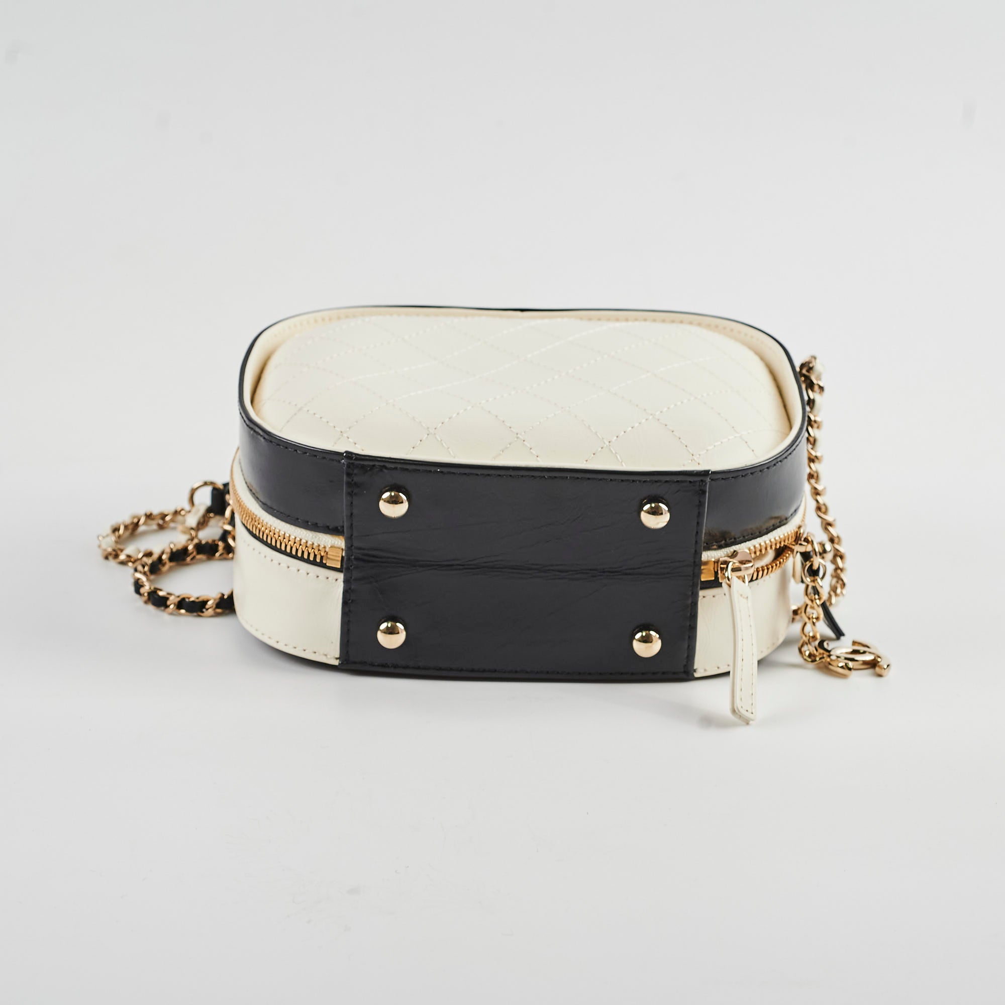 Chanel Round Vanity Case in Black & White - Luxury Cosmetic Bag for Travel & Everyday Use