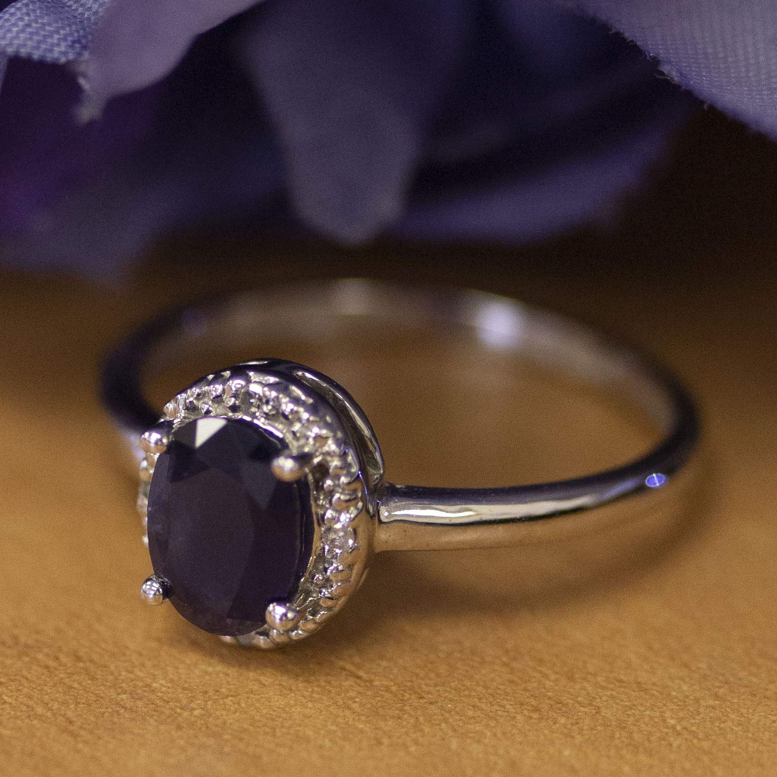 10K White Gold Oval Sapphire and Diamond Engagement Ring for Women - Perfect for Weddings, Anniversaries & Special Occasions