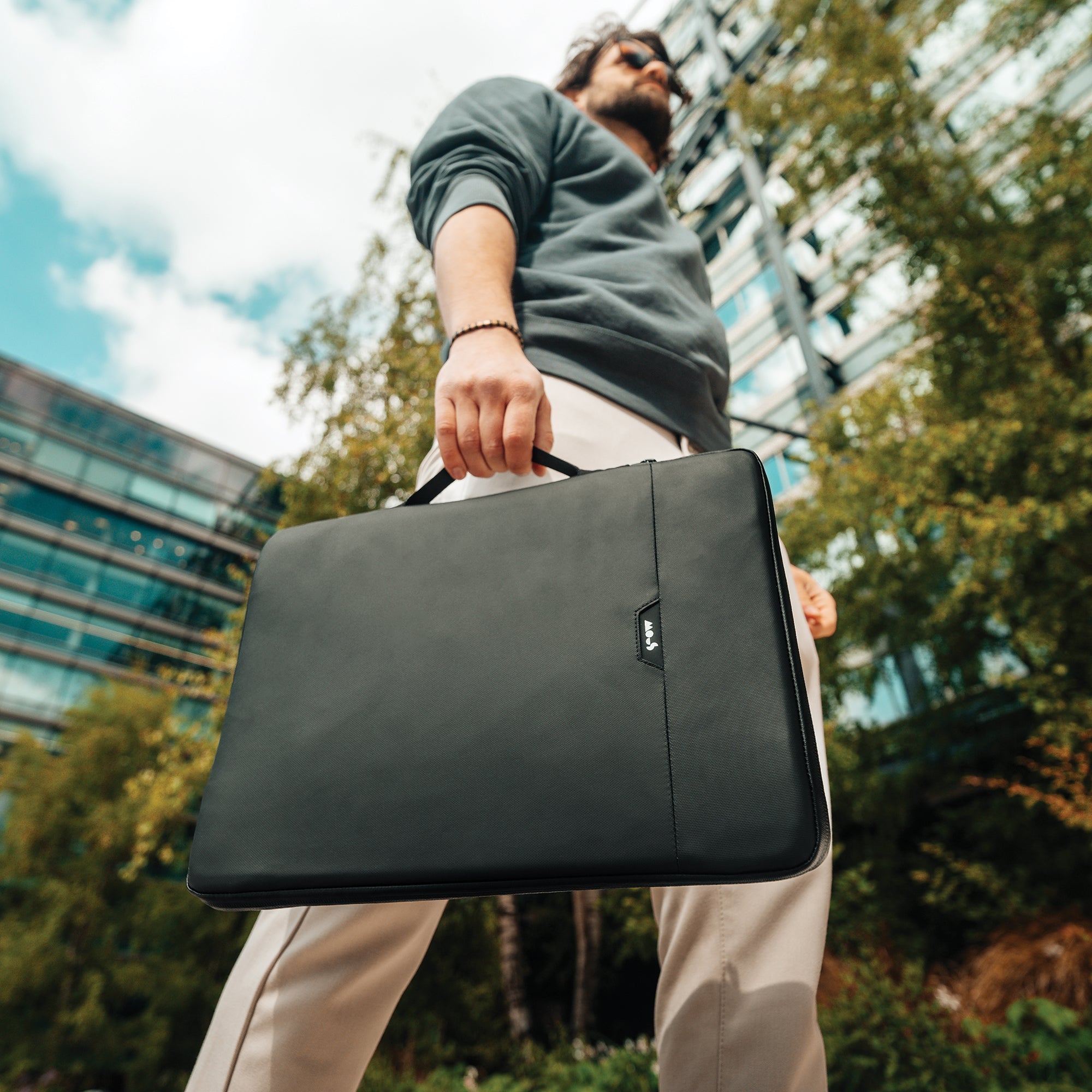 Premium Leather MacBook Pro Sleeve with Handle - 13/14/15 Inch Laptop Case - Shockproof & Scratch Resistant Protection for Travel, Work & School