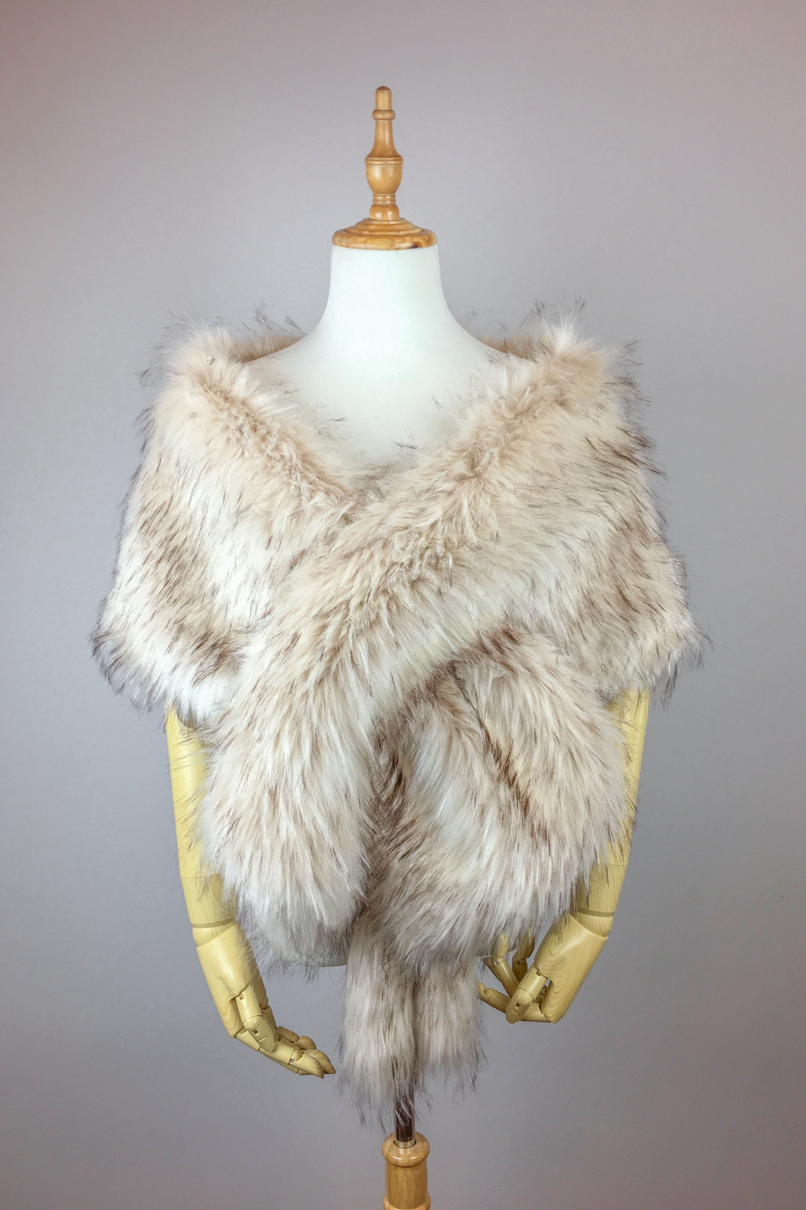 Blush Pink Faux Fur Shawl with Black Tips - Soft & Luxurious Wrap for Women | Perfect for Weddings, Parties & Winter Fashion (Lilian Blu02)