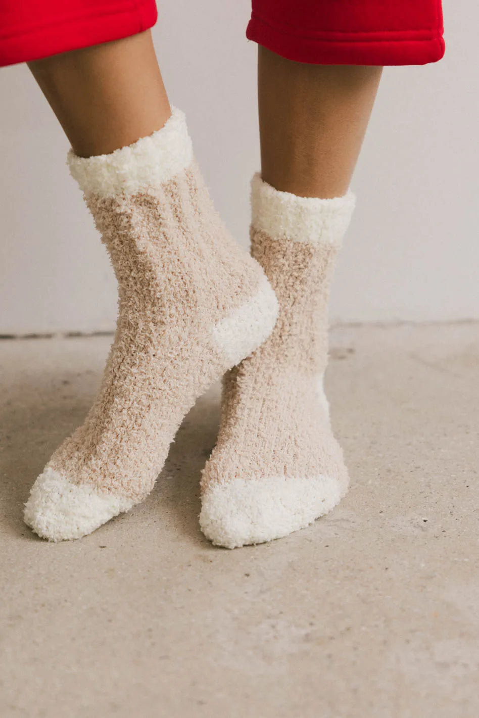 Soft Fuzzy Contrast Socks in Beige - Cozy Winter & Fall Socks for Women & Men - Perfect for Home, Office & Outdoor Activities