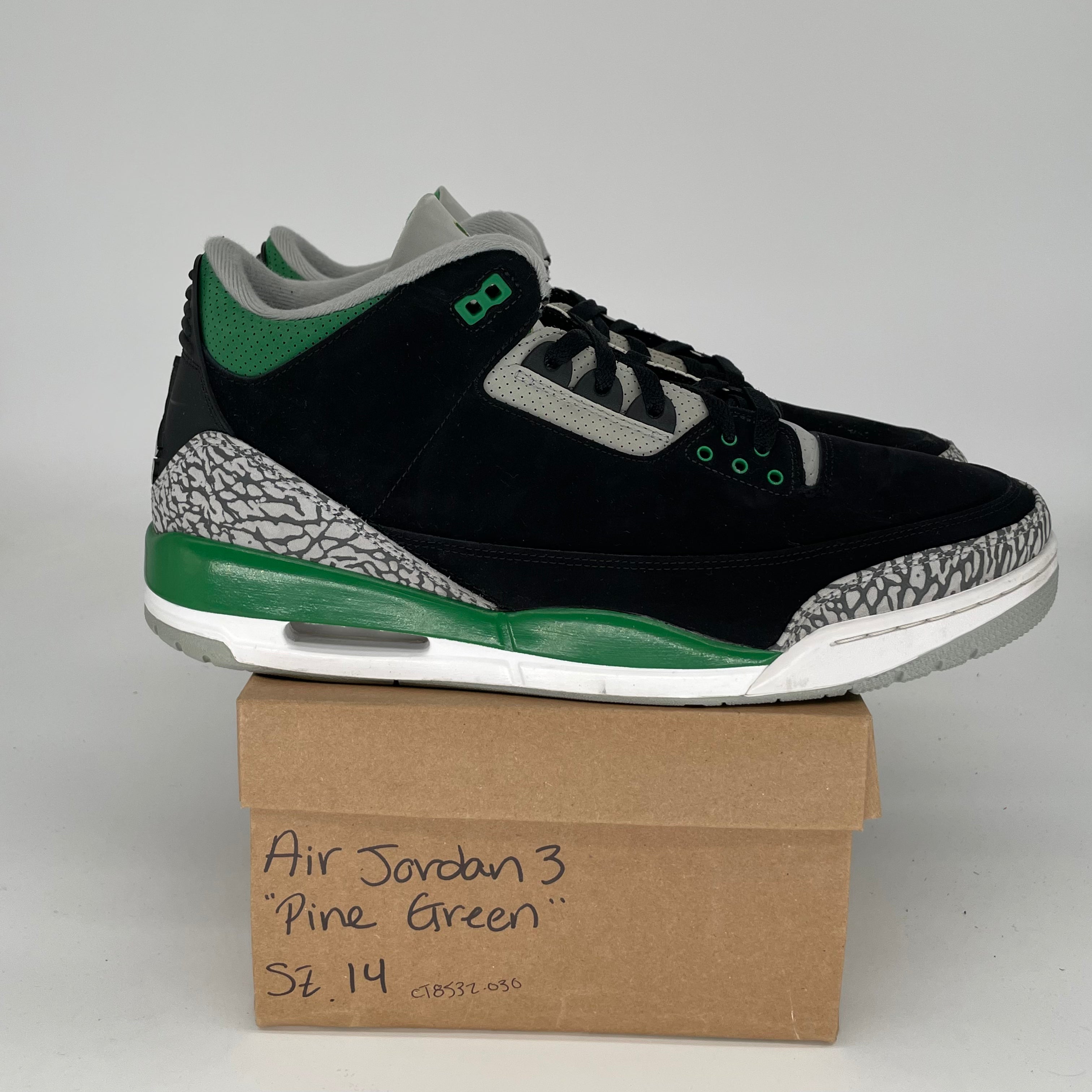 AIR JORDAN 3 Retro Pine Green Basketball Shoes Men's Size 14 (CT8532-030) - Perfect for Sneaker Collectors & Basketball Players