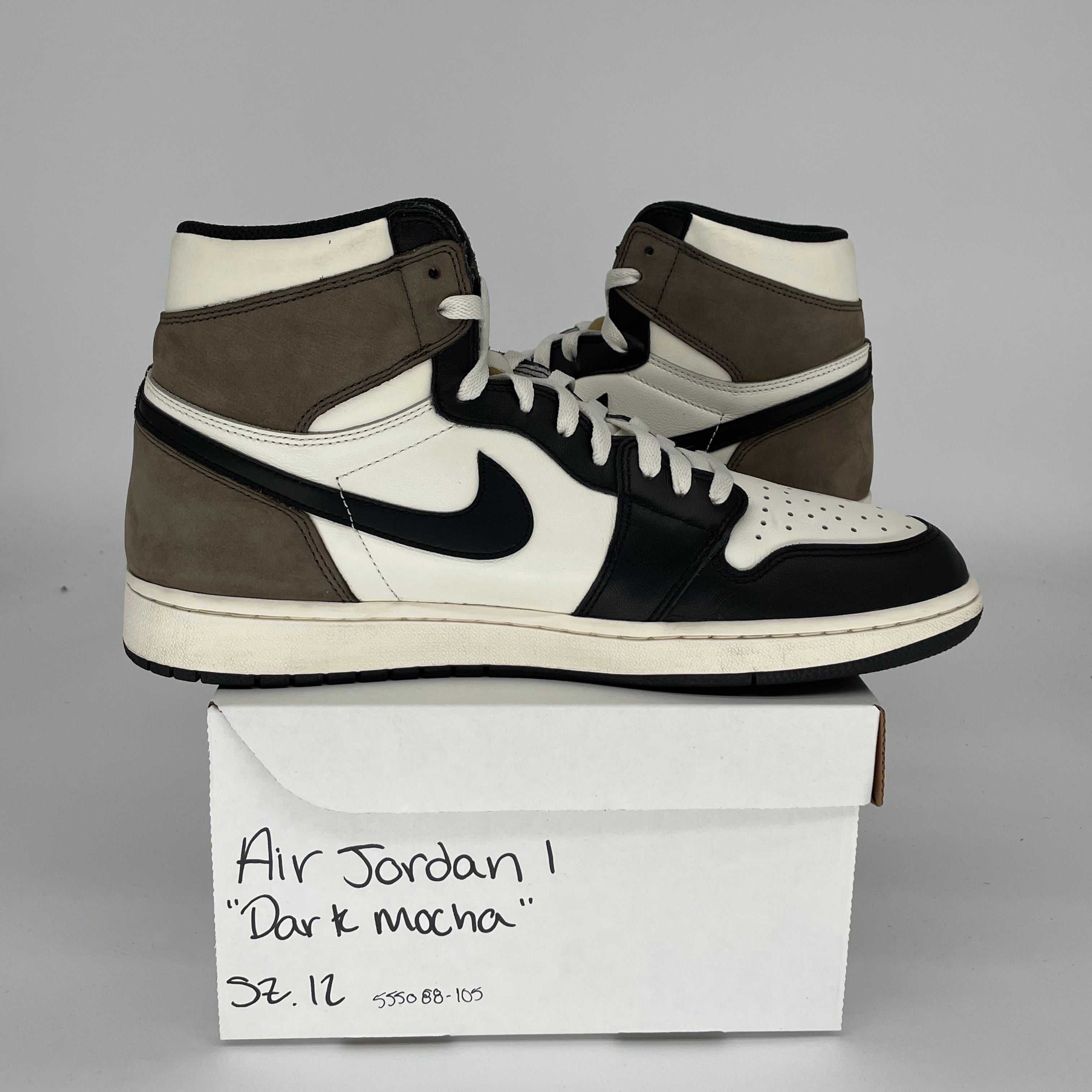 AIR JORDAN 1 Retro High OG 