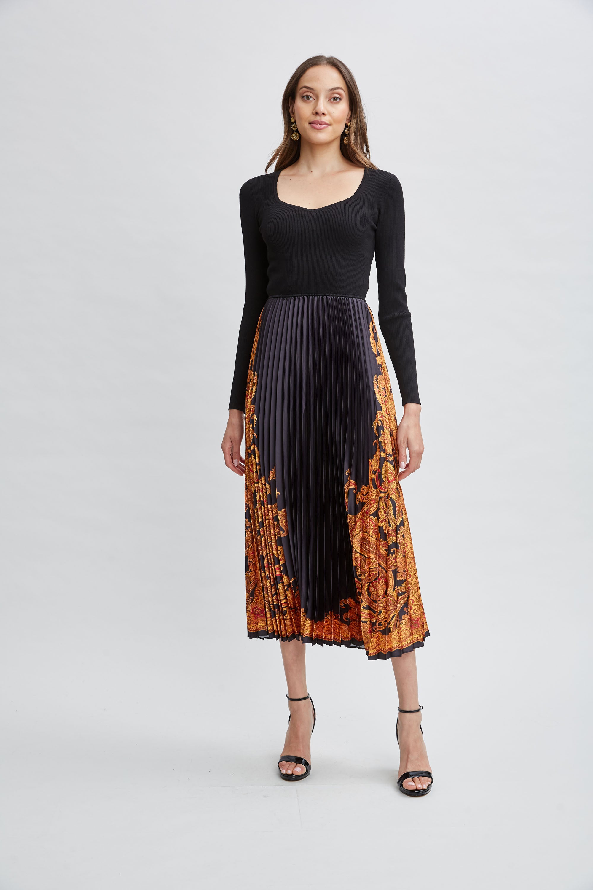 Stylish Paisley Print Pleated Midi Dress for Women | Flowy Summer Dress for Casual Outings, Date Nights & Special Occasions